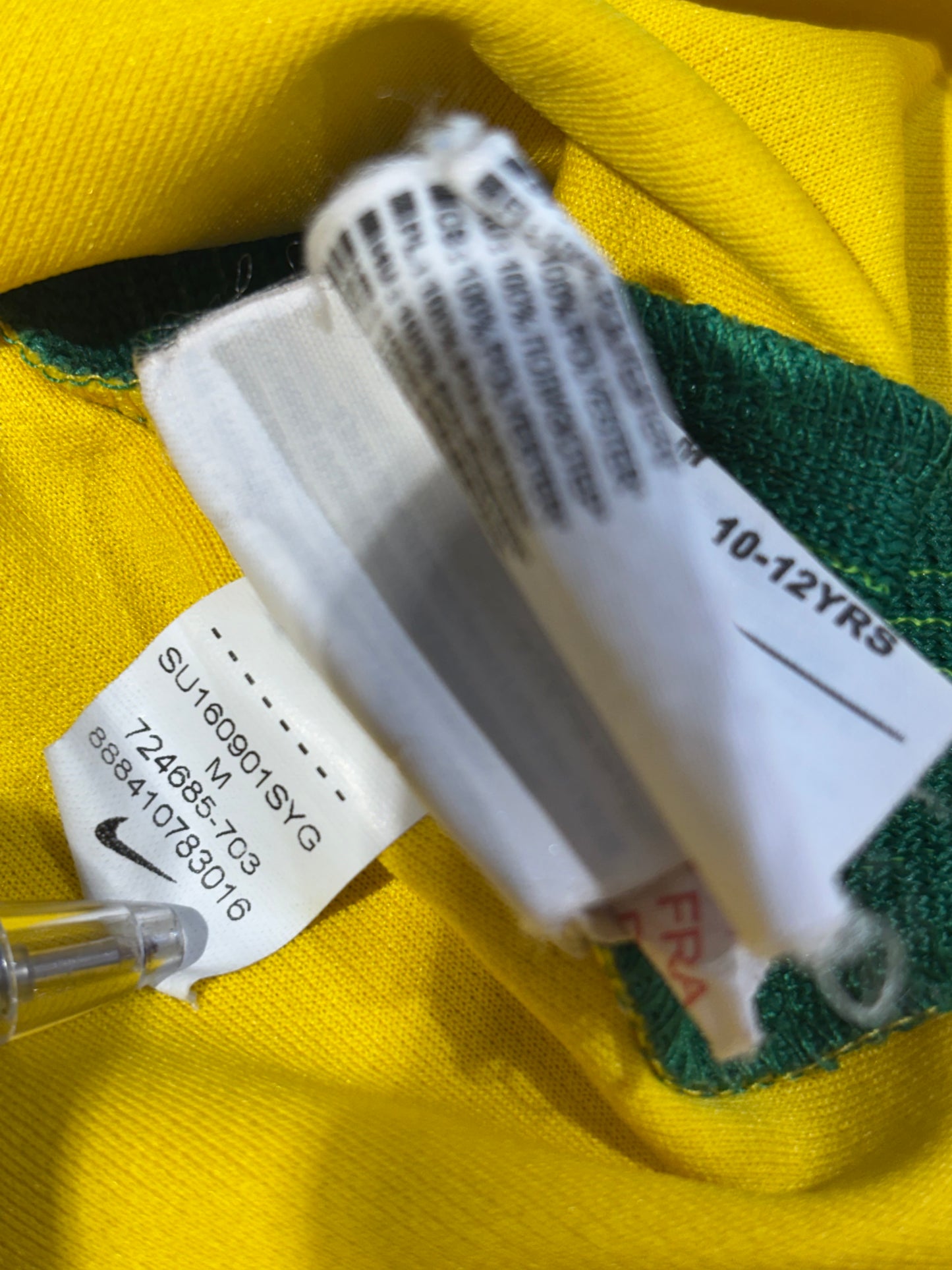 Nike Brazil Home 2016 - 8/10