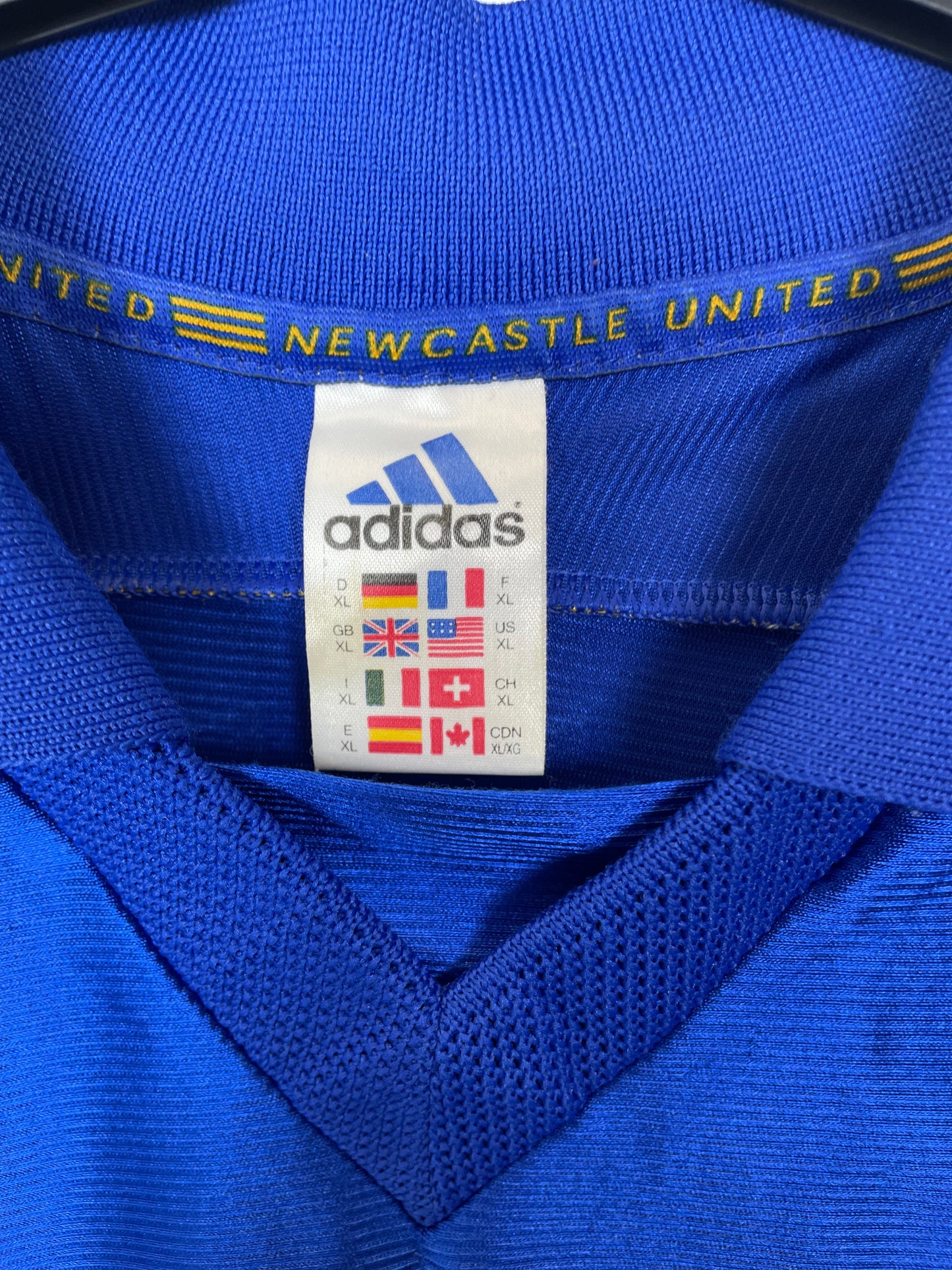 Newcastle Away 98/99 Speed 11