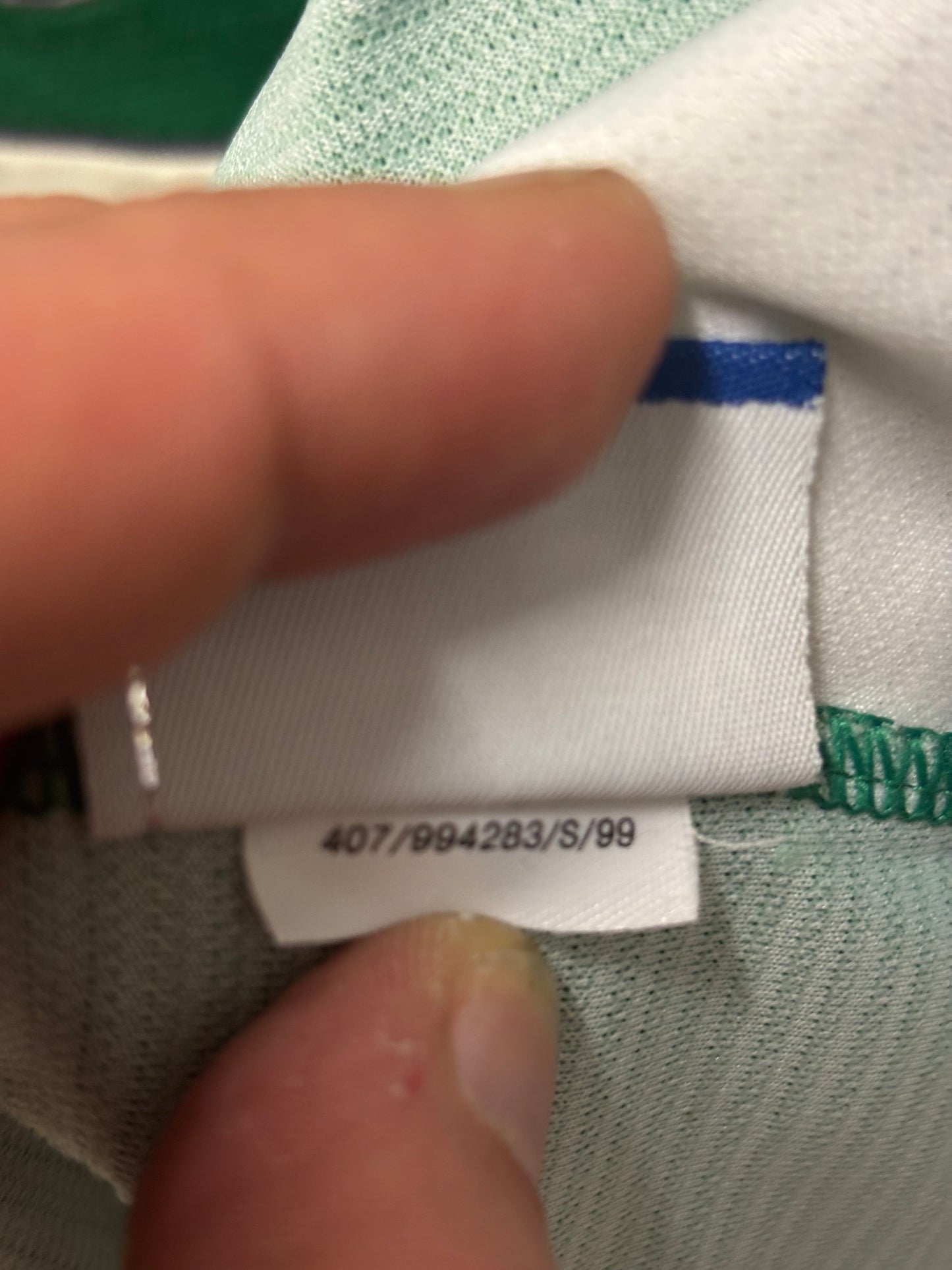 Liverpool Away 99/00 Berger 15