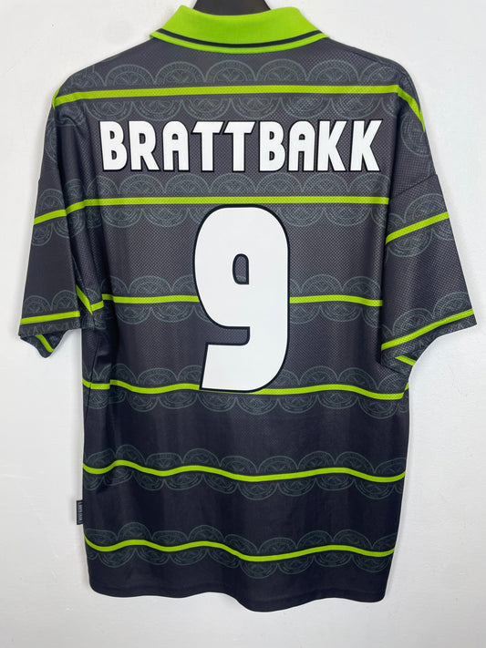 Celtic 98/99 away — back with Brattbakk 9 nameset of the Norwegian striker