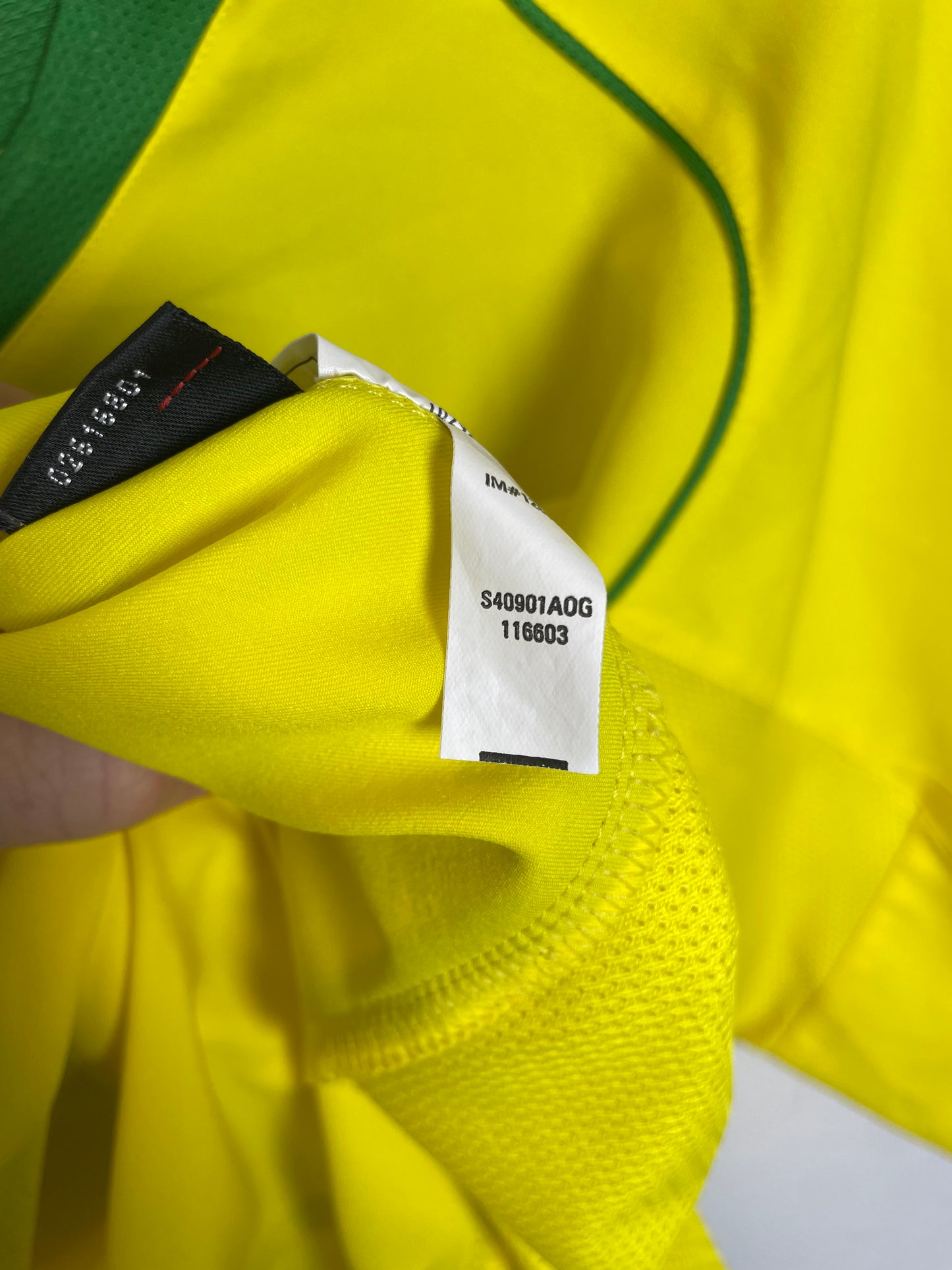 Nike Brazil Home 04/06 Ronaldo 9 - 9/10
