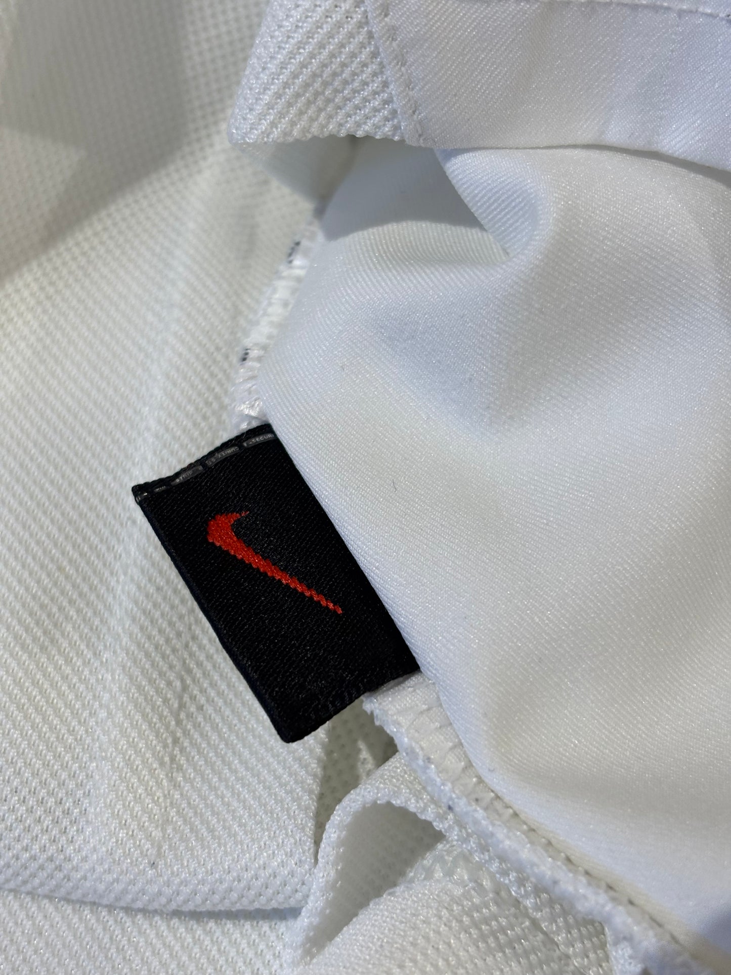 Leeds United Home 02/03 Viduka 9 LS