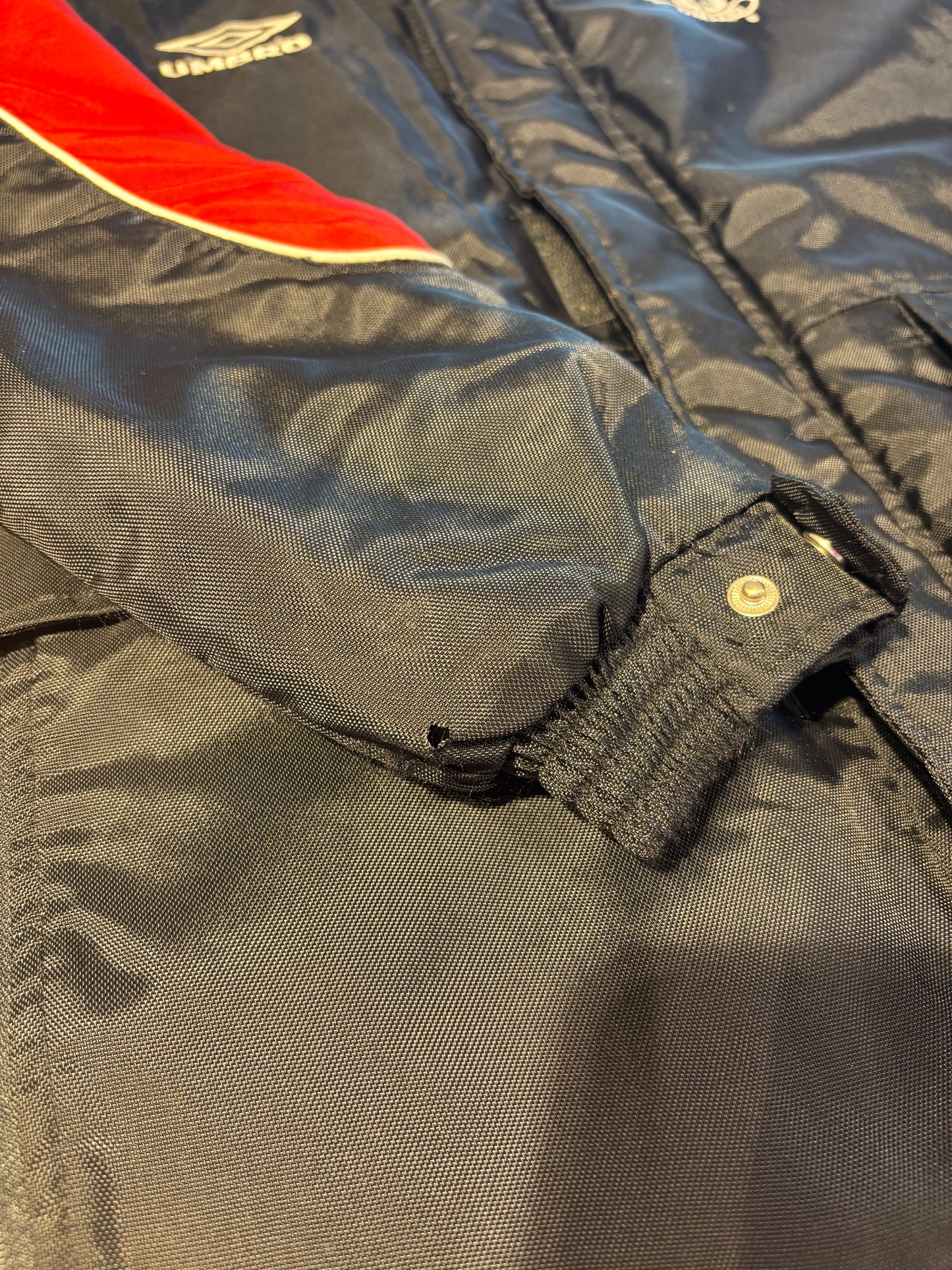 Manchester United Bench Coat 99/00 Kids