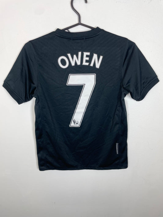 Back view of Nike Manchester United 09/11 away shirt showing Owen 7 name and number