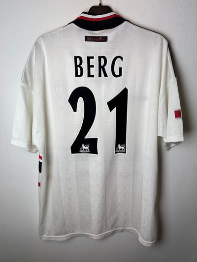 Umbro Manchester United Away 97/99 Berg 21 - 8/10 - alternate view