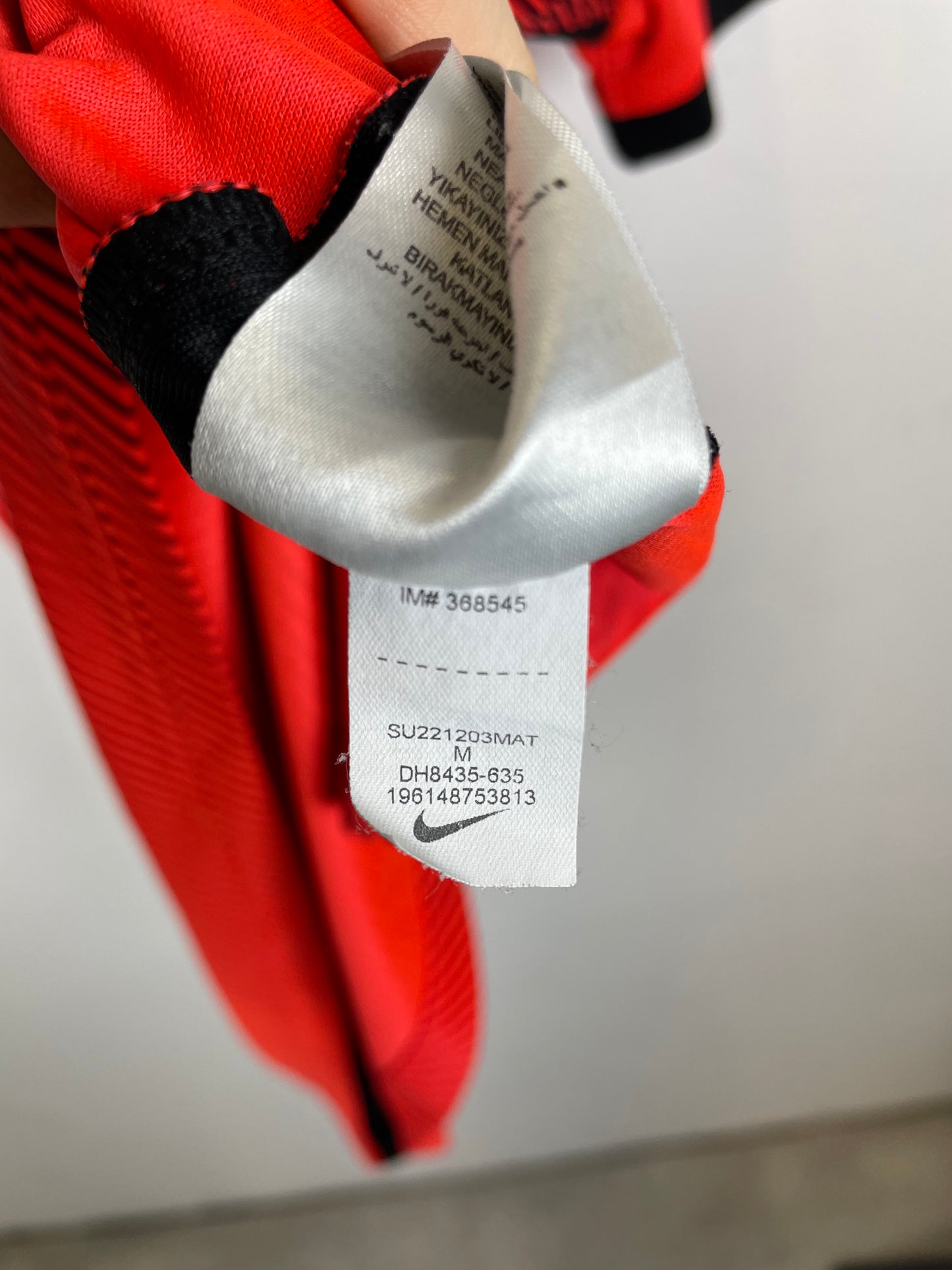 Nike Brighton away shirt 22/23 Trossard 11 sponsor detail and sleeve badges close-up