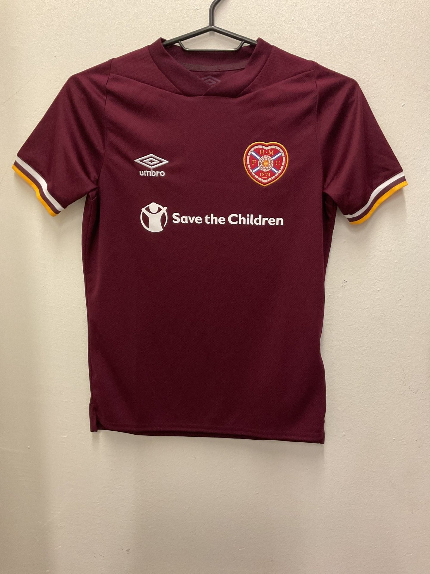 Umbro Heart of Midlothian 2020/21 home shirt in maroon, kids size 146 cm with club crest, genuine original football shirt