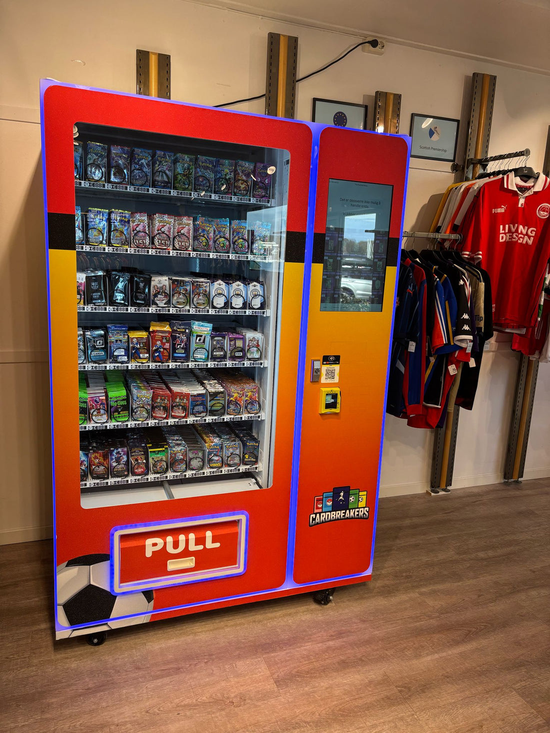 Breaking News, You can now buy footballcards at the footballidiots! 🎴⚽