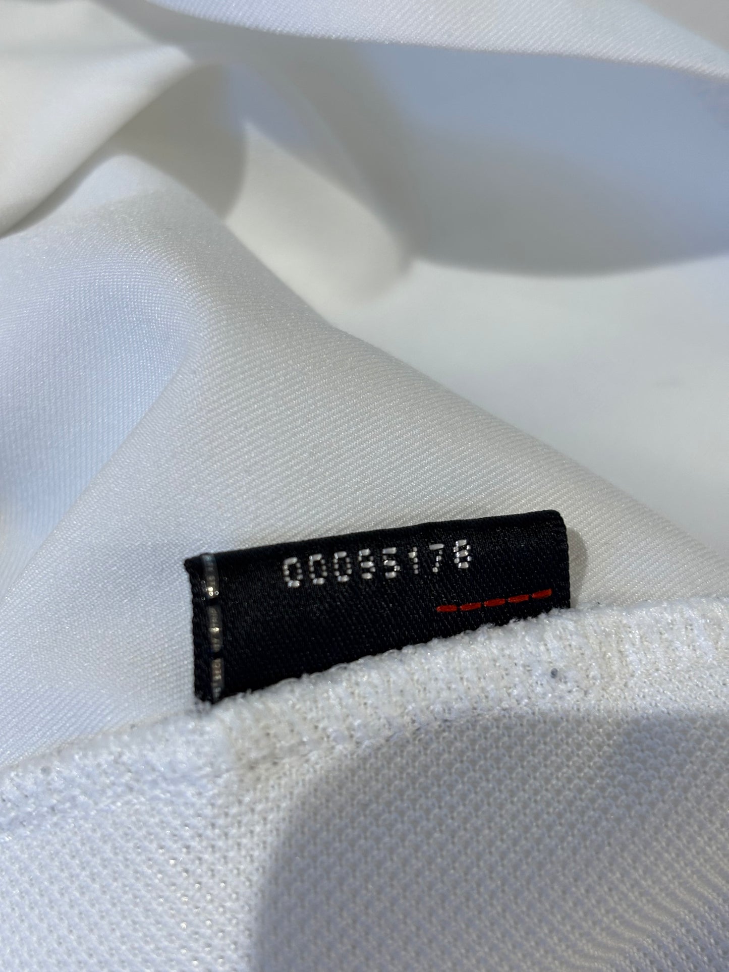 Leeds United Home 02/03 Viduka 9 LS