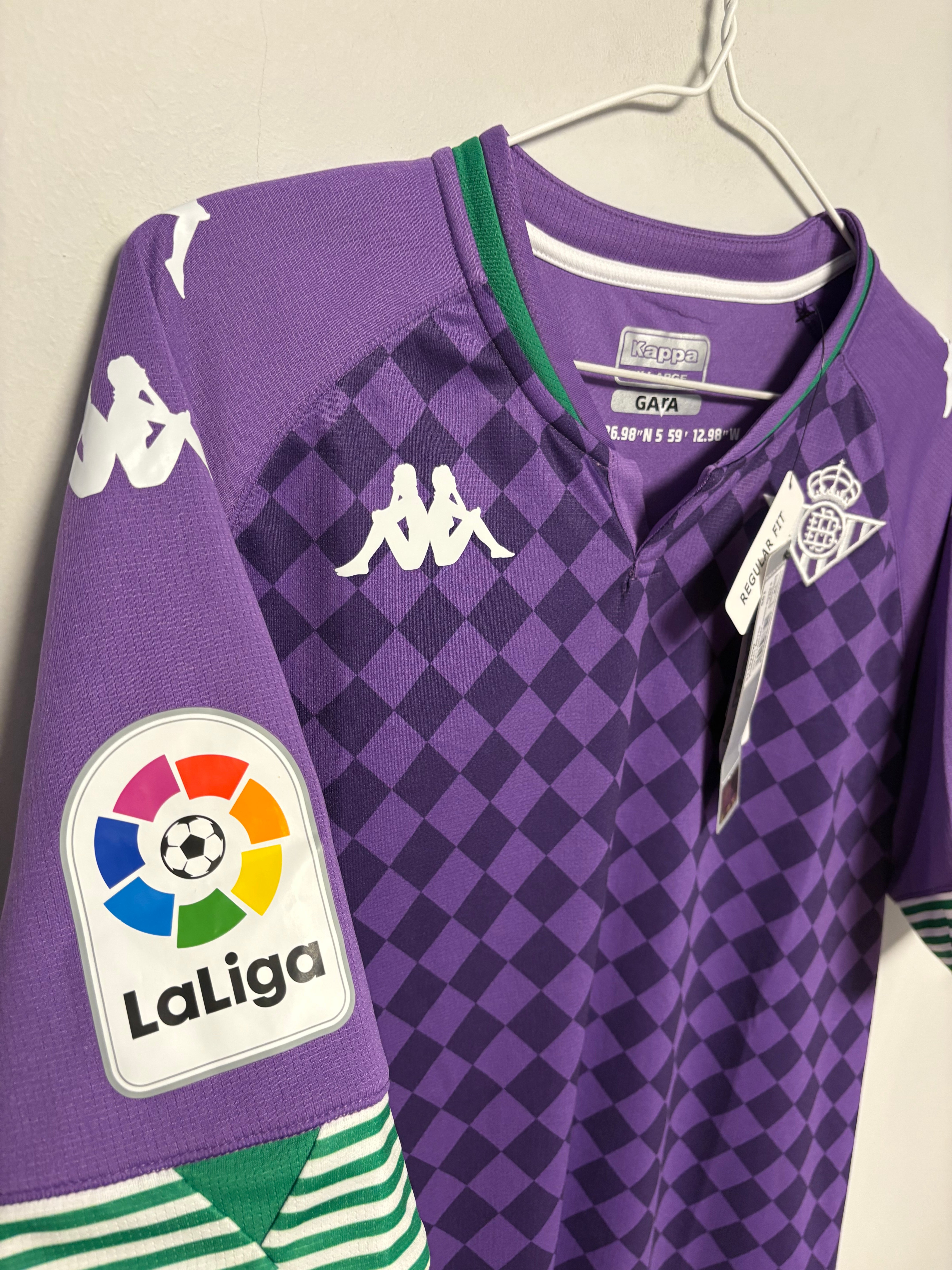 Real Betis Away Shirt 20/21 Joaquin 17 | Classic Football Shirt