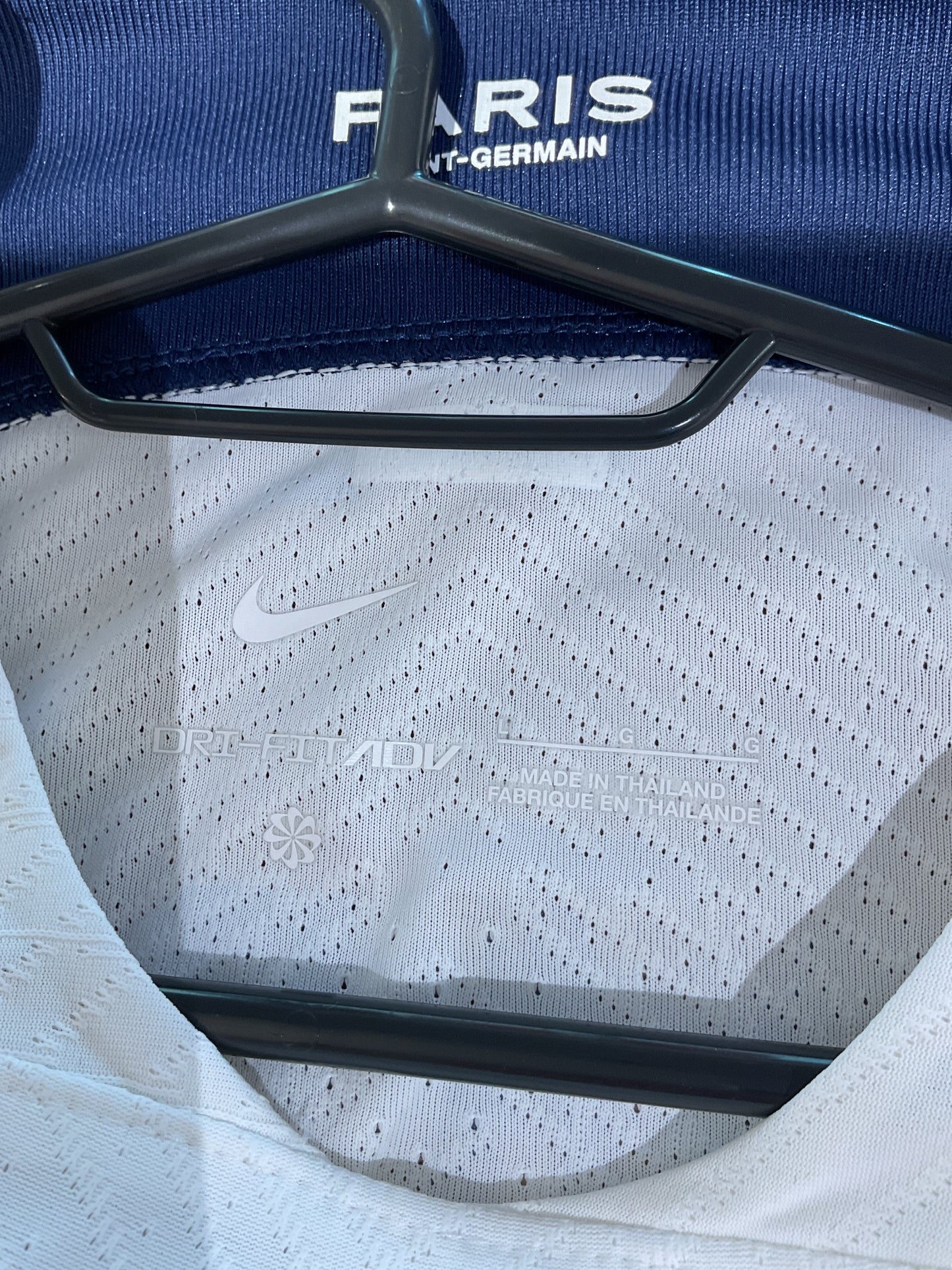 PSG Away 23/24 Mbappe 7 Player Spec