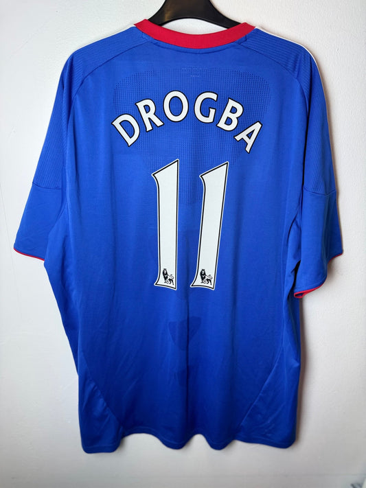 Drogba 11 nameset on the back of the Chelsea 2010/11 home shirt | Drogba 11 på baksiden av drakten