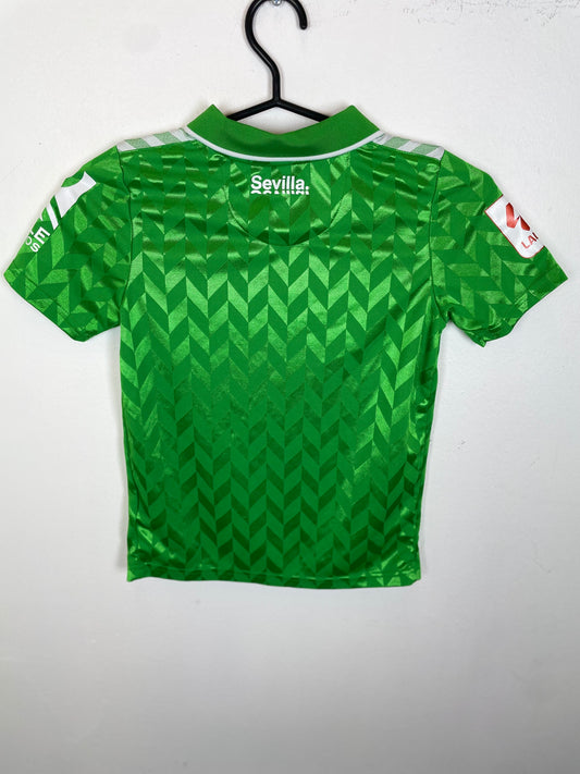 Back view of Hummel Real Betis home shirt 2023/24 kids size 8-9 years showing jersey details