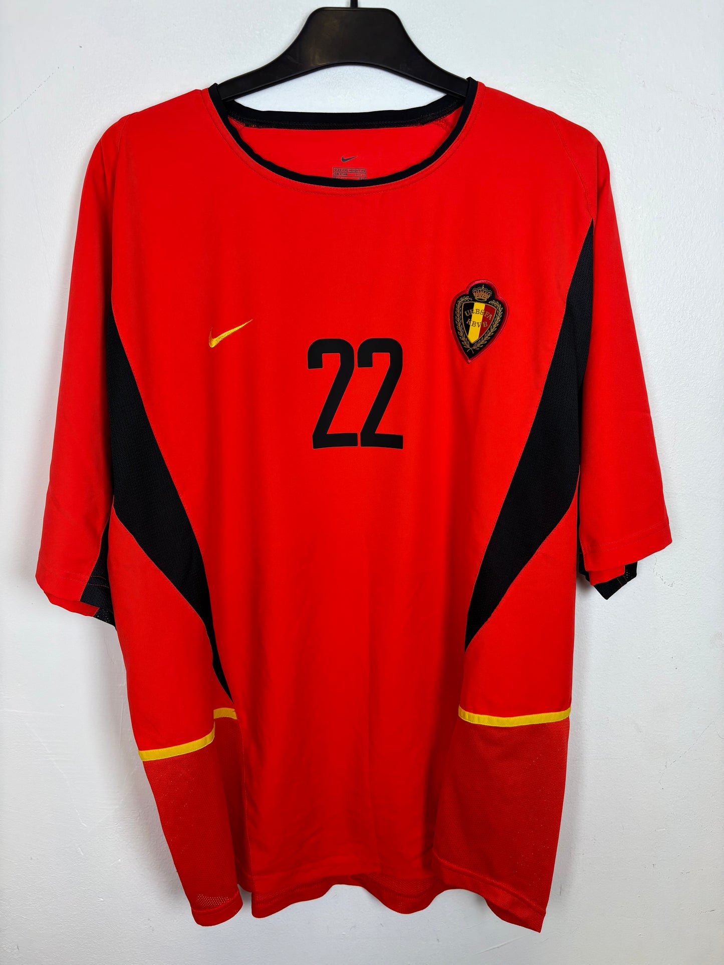 Nike Belgium Home 2002 Mpenza 22 - 9/10