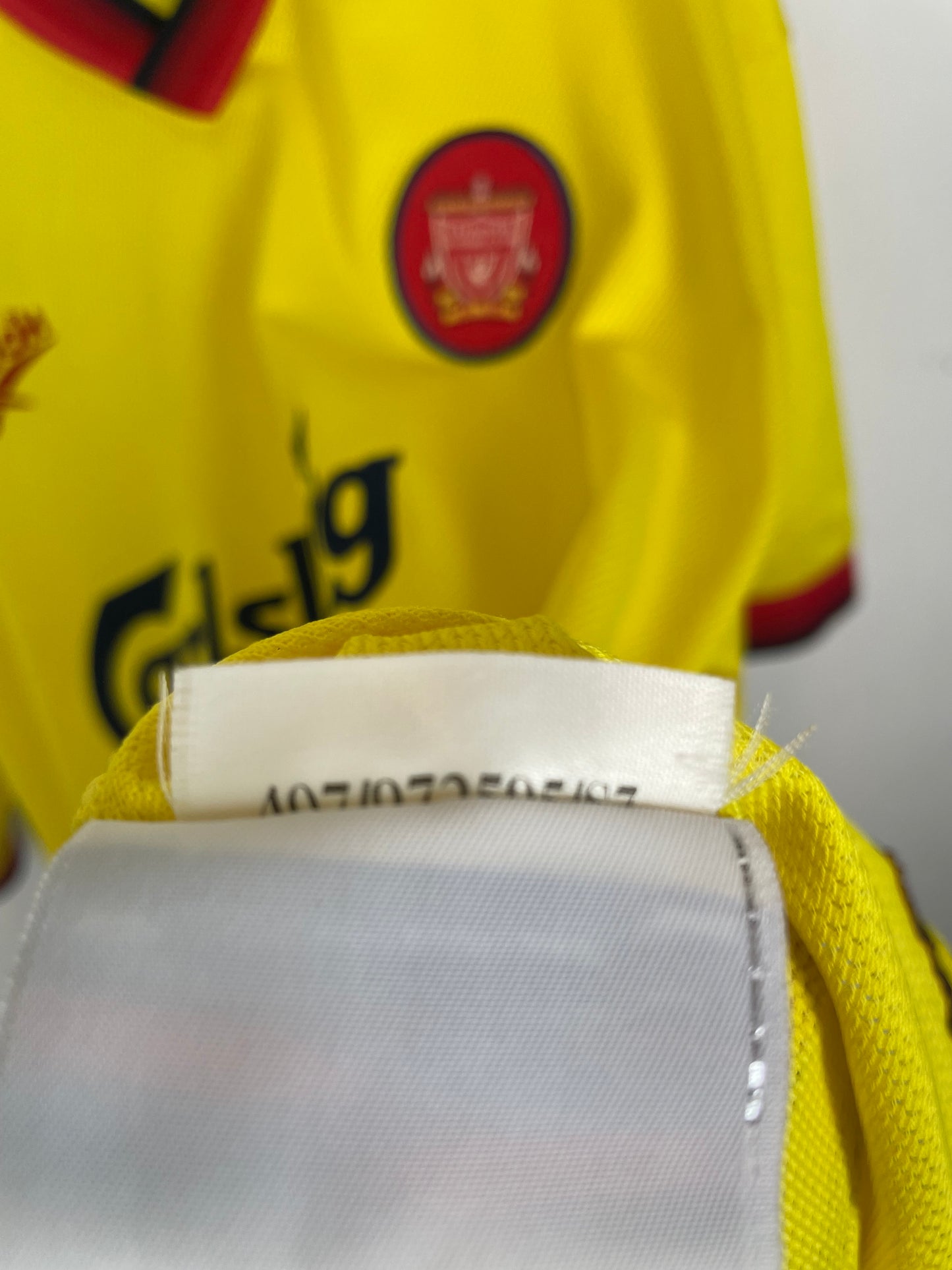 Reebok Liverpool 1997/99 away shirt size L showing fabric texture and construction details in excellent condition