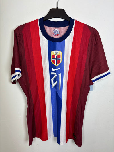 Nike Norway Home 2024 Schjelderup 21 Player Spec - 9/10