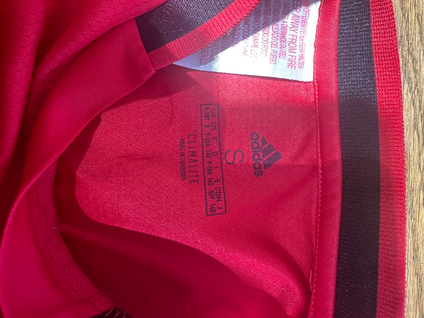 Manchester United Home 19/20 James 21 Kids