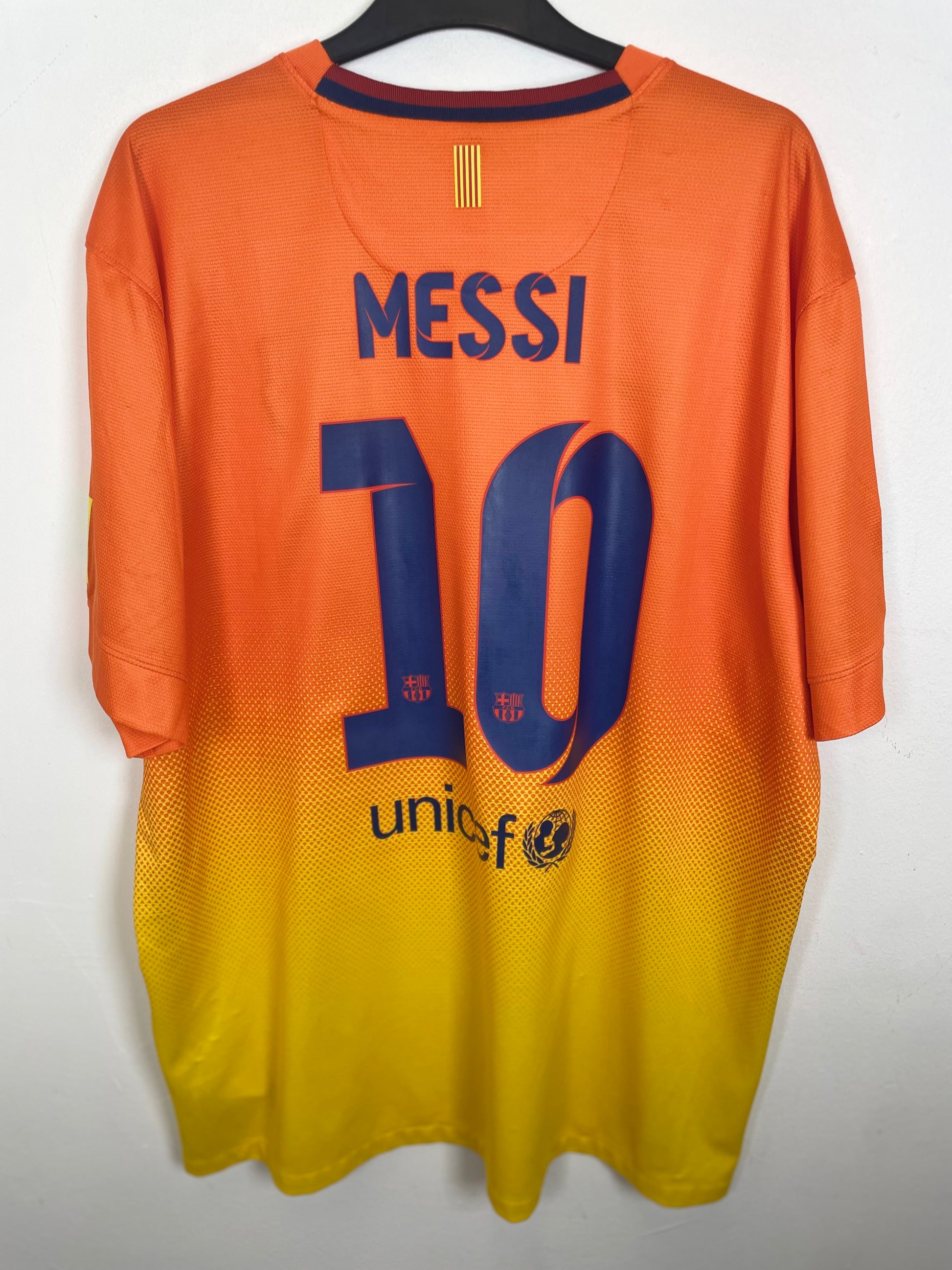 Back view of Nike Barcelona 12/13 away shirt displaying Messi name and number 10 in XXL