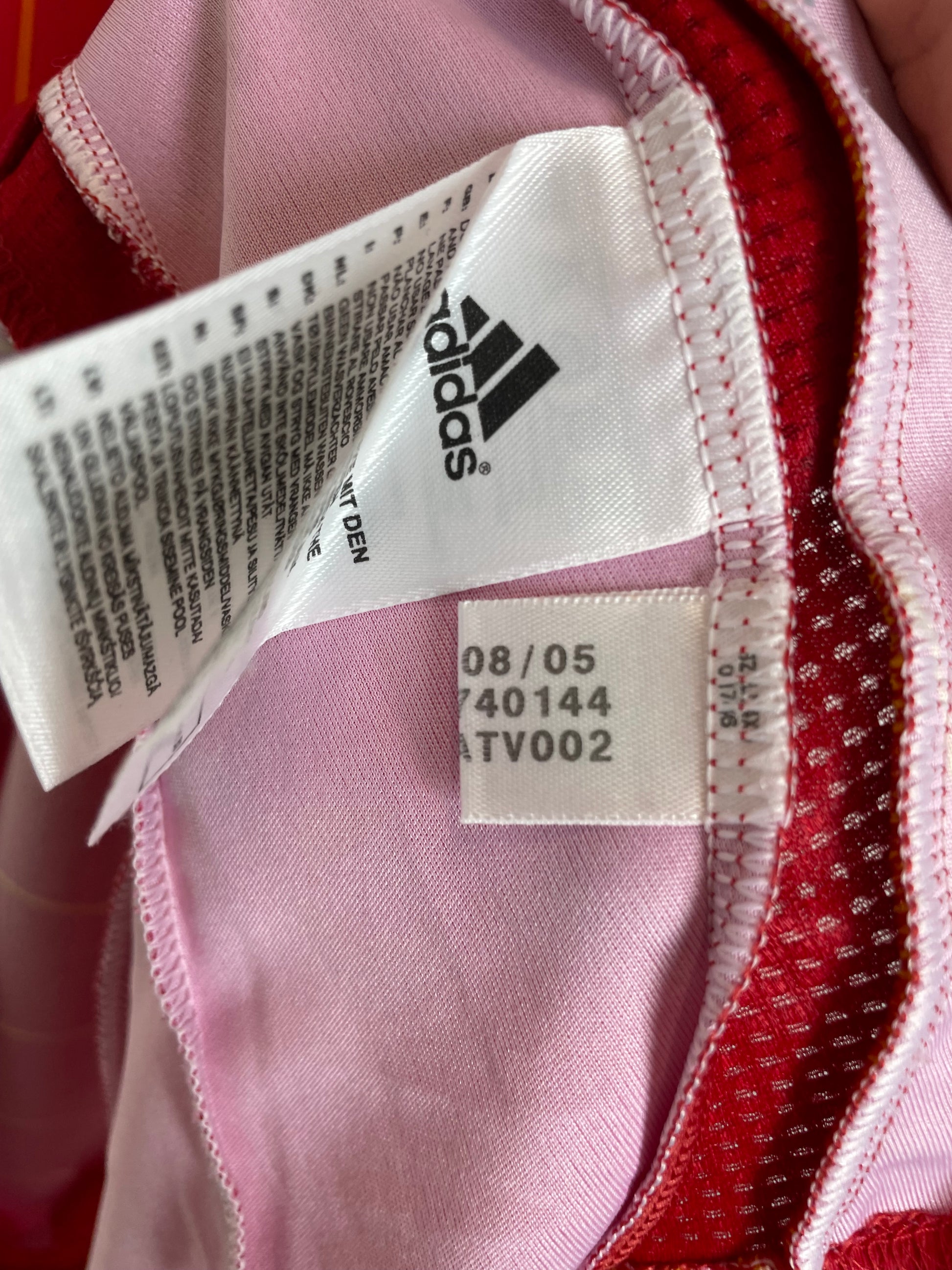 Interior label and sizing details of authentic Adidas Spain 06/08 Villa home shirt in large