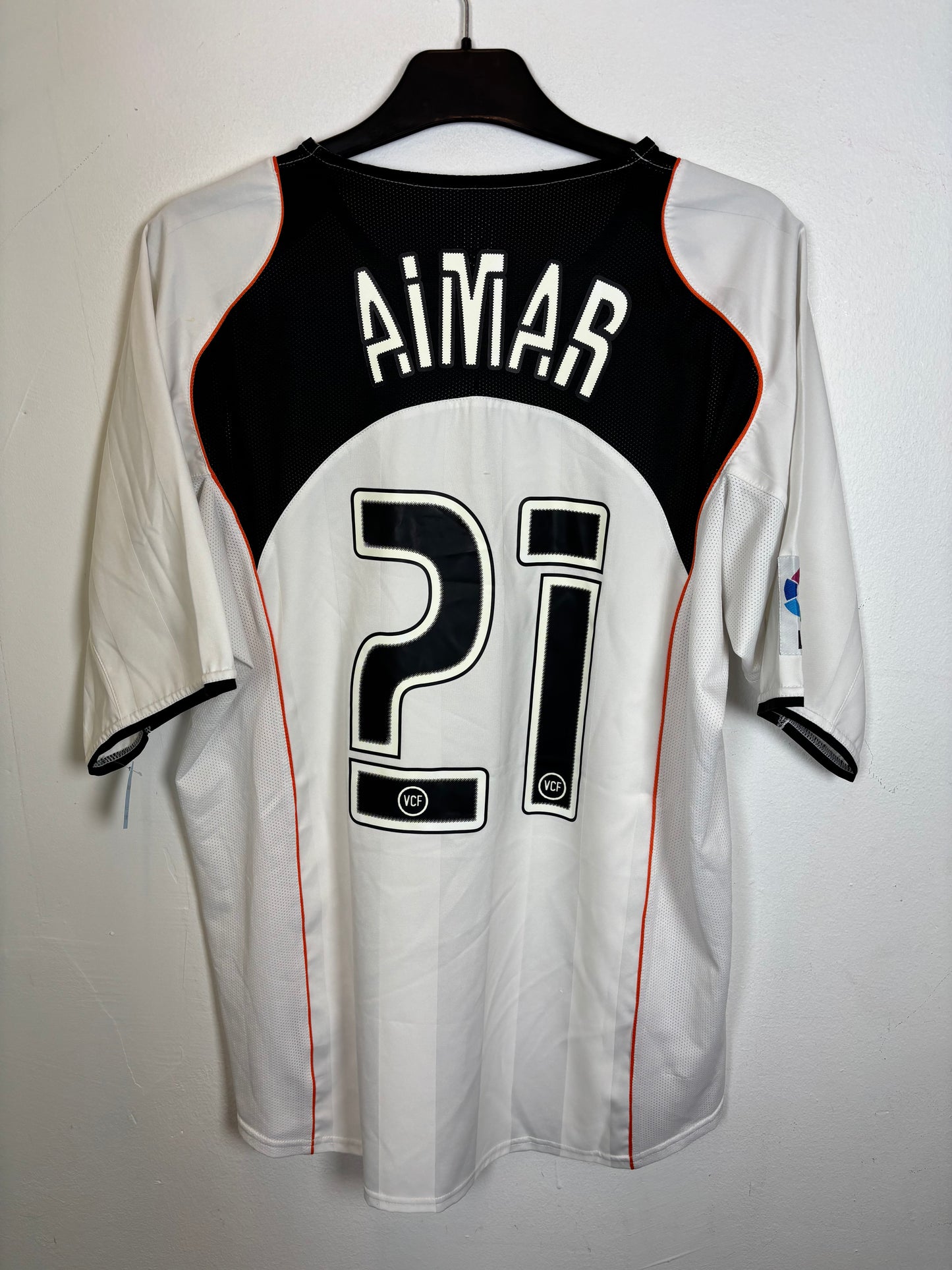 Back view of Nike Valencia 04/05 home shirt showing Aimar name and number 21
