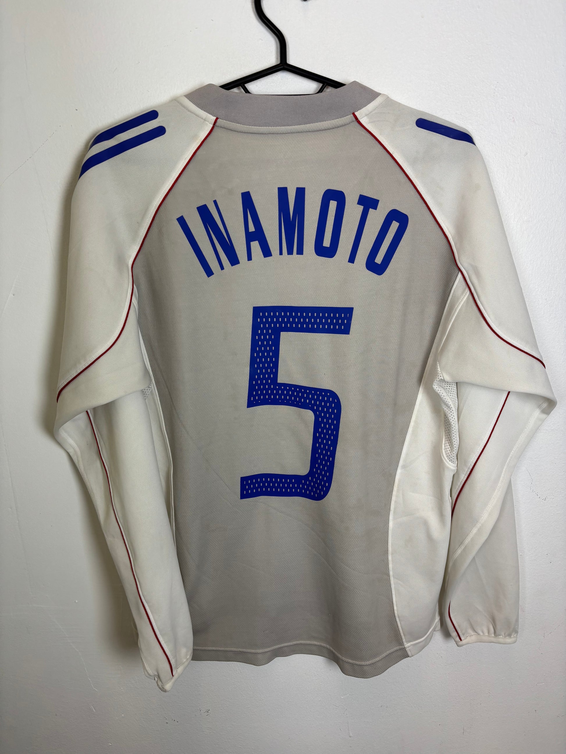 Back view of Adidas Japan away shirt 2002 showing Inamoto name and number 5