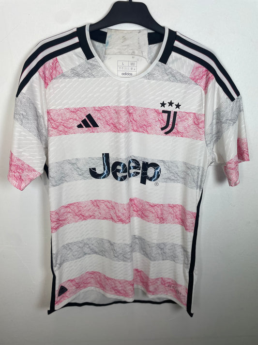 Juventus Away 23/24 Vlahovic 9 Player Spec