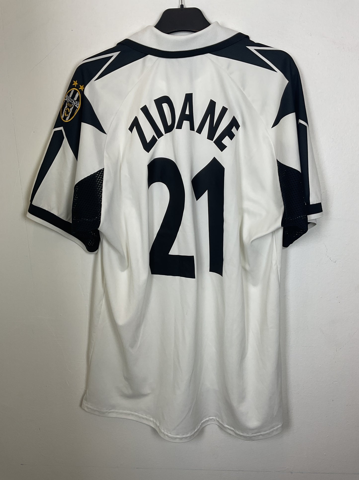 Juventus Bortedrakt 1998/99 Zidane #21