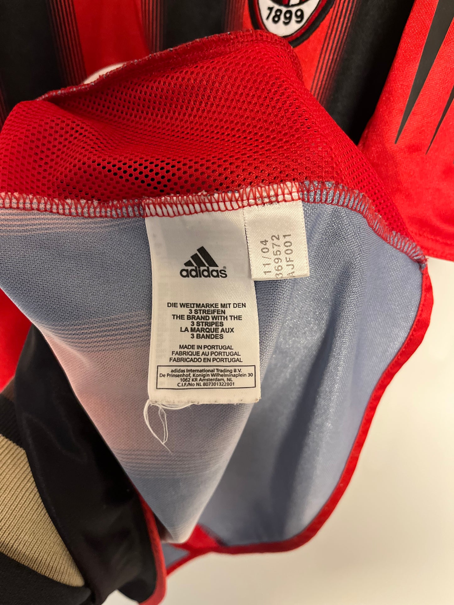 AC Milan Home 04/05 Crespo 11