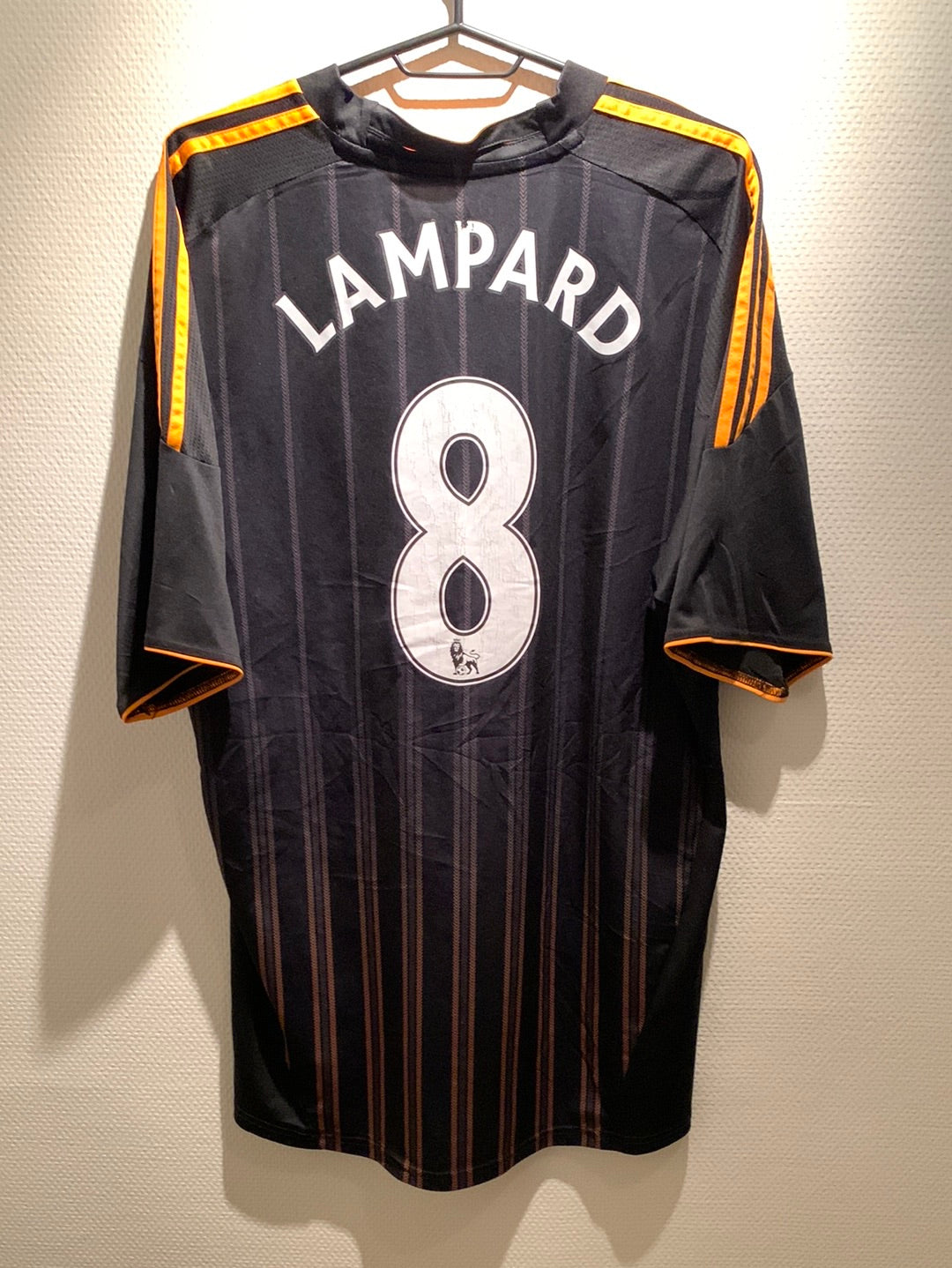 Chelsea Away 10/11 Lampard 8