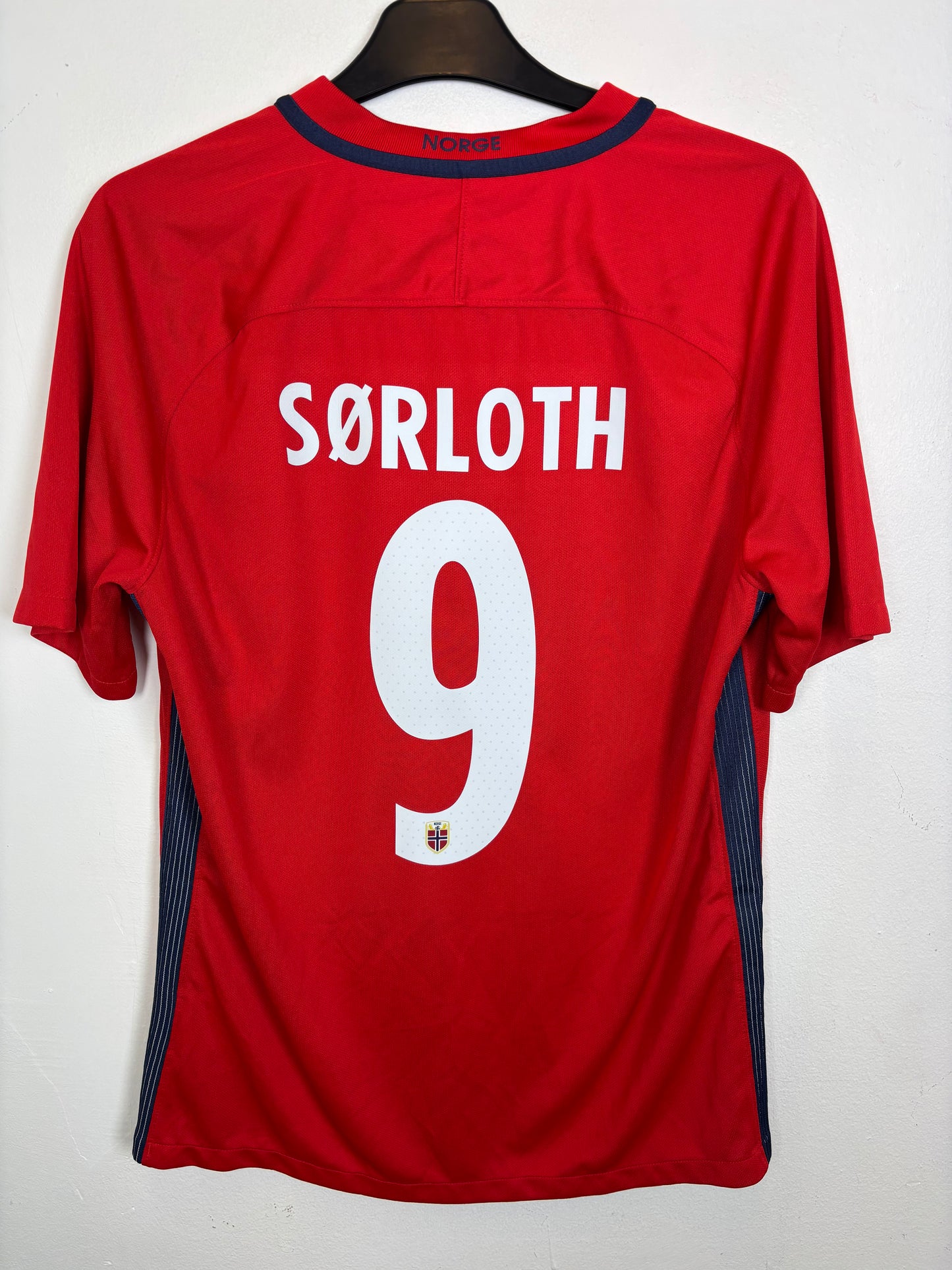 Norway Home 2016 Sørloth 9 - 9/10
