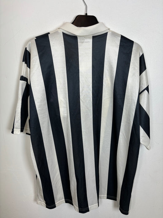 Back view of Matchwinner St Mirren home shirt 1993/94 season in white and black stripes