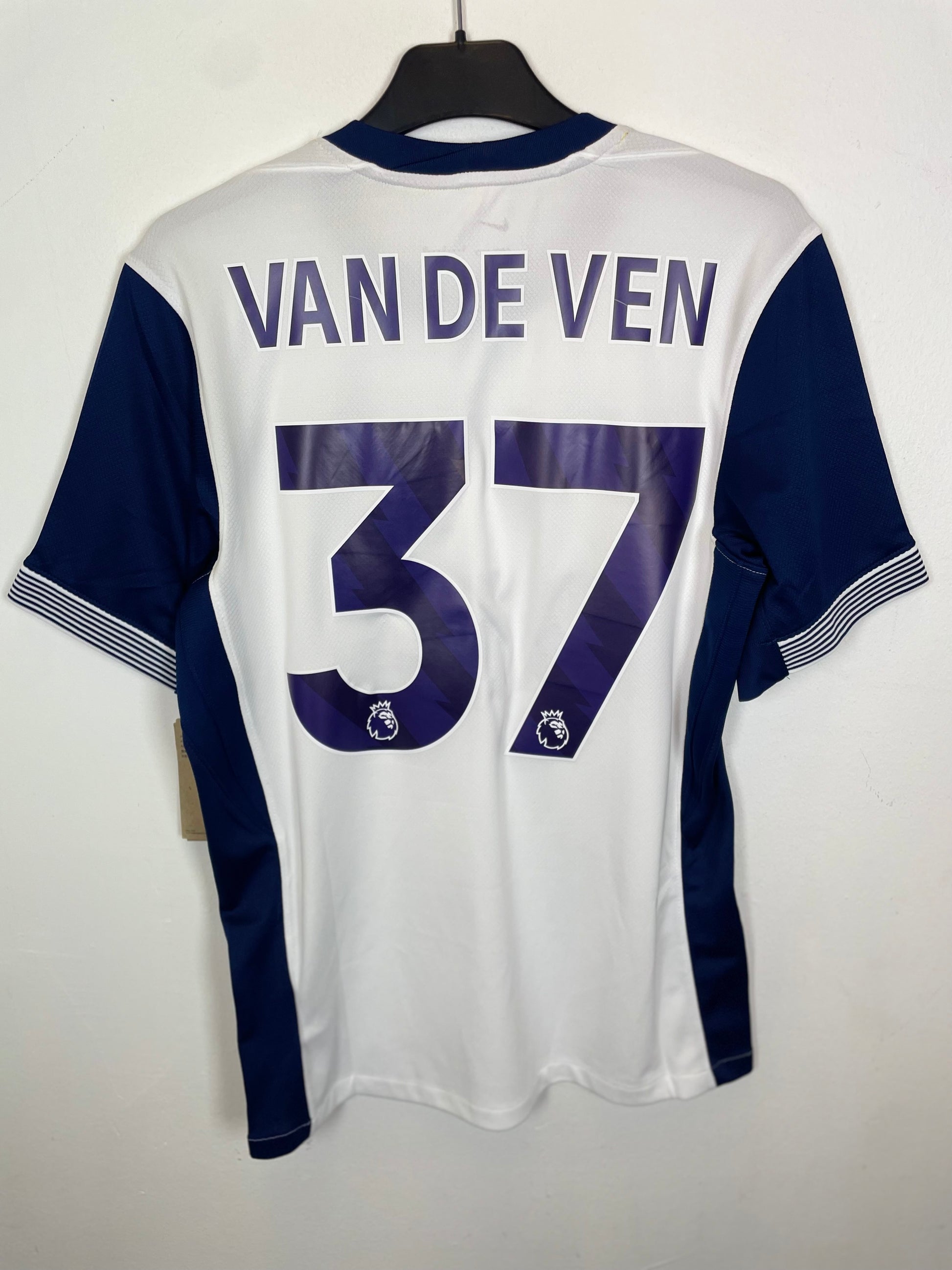 Back view of Nike Tottenham home shirt 24/25 showing Van De Ven name and number 37