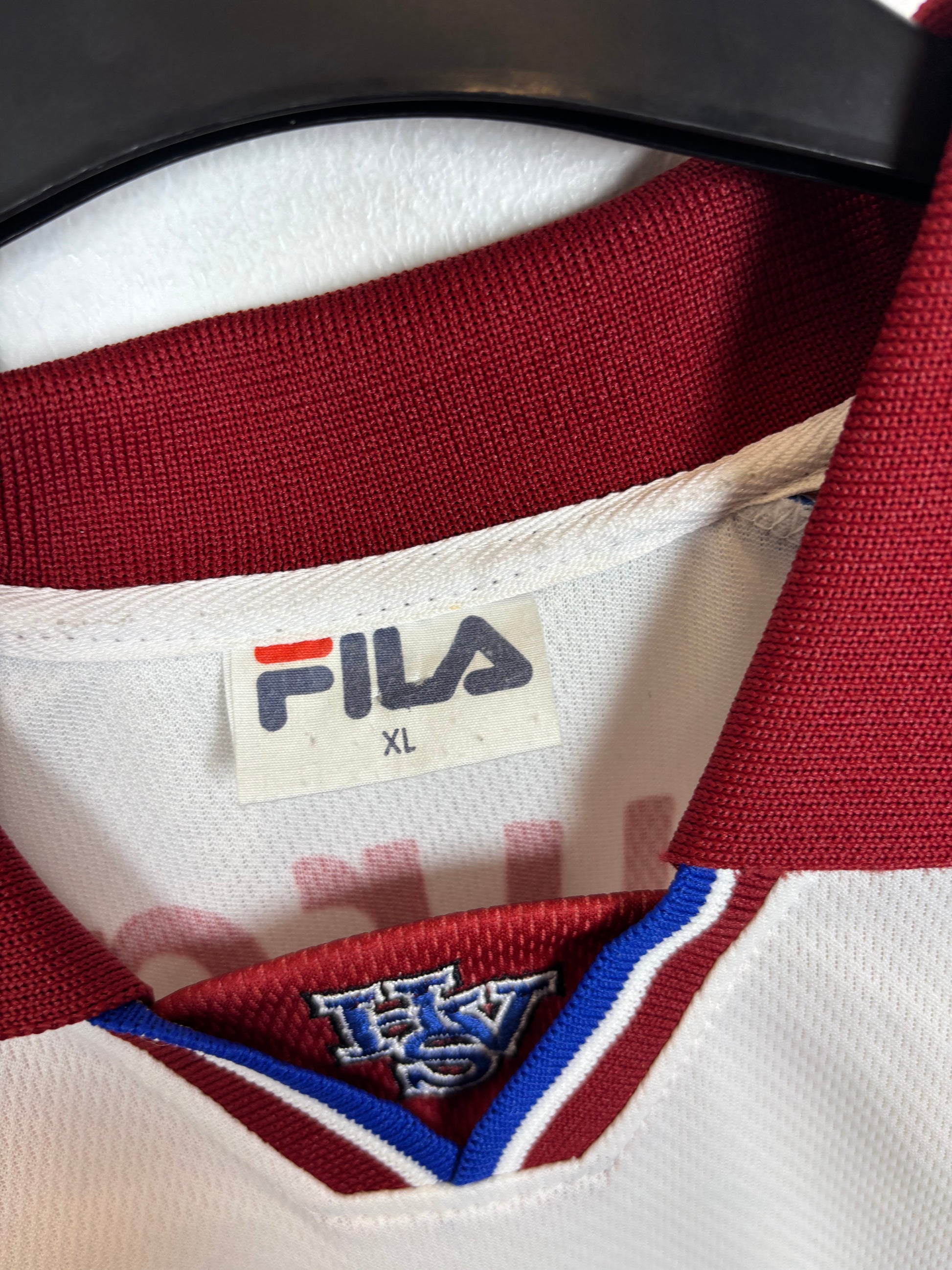 Close-up of Hamburger SV club badge on 1999-2000 home football shirt