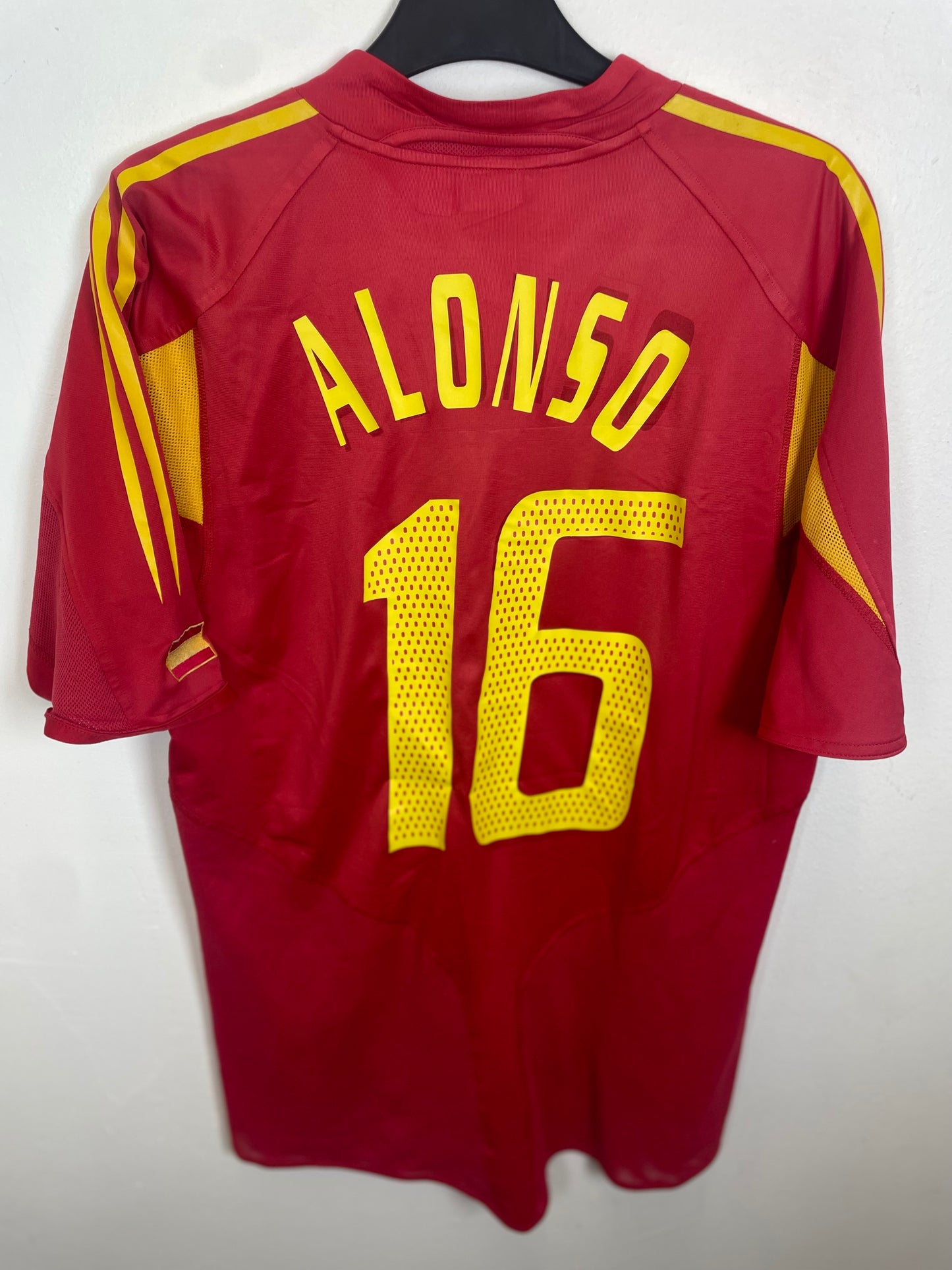 Spain Home 2004 Alonso 16