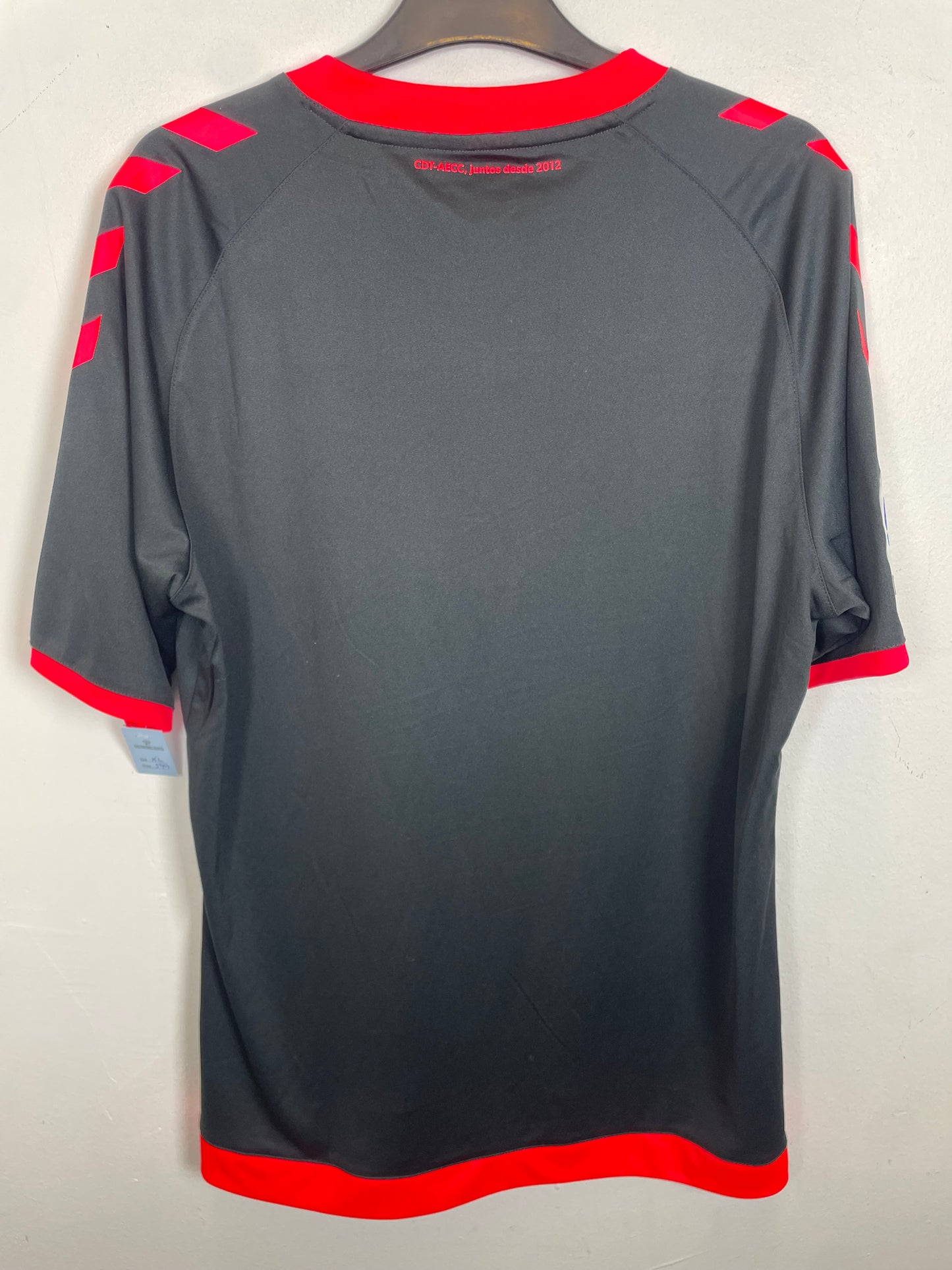 Back view of Hummel CD Tenerife third kit 2018/19 in size XL with excellent condition