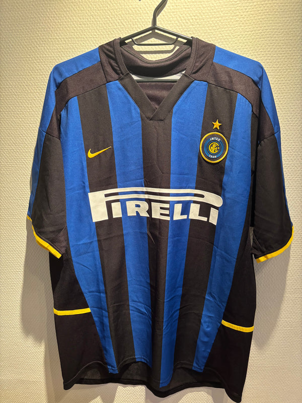 inter milan fotballdrakt 2000s front view