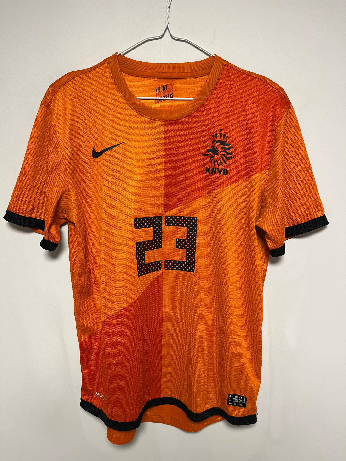 Netherlands Home 2012 Van Der Vaart 23 - 8/10