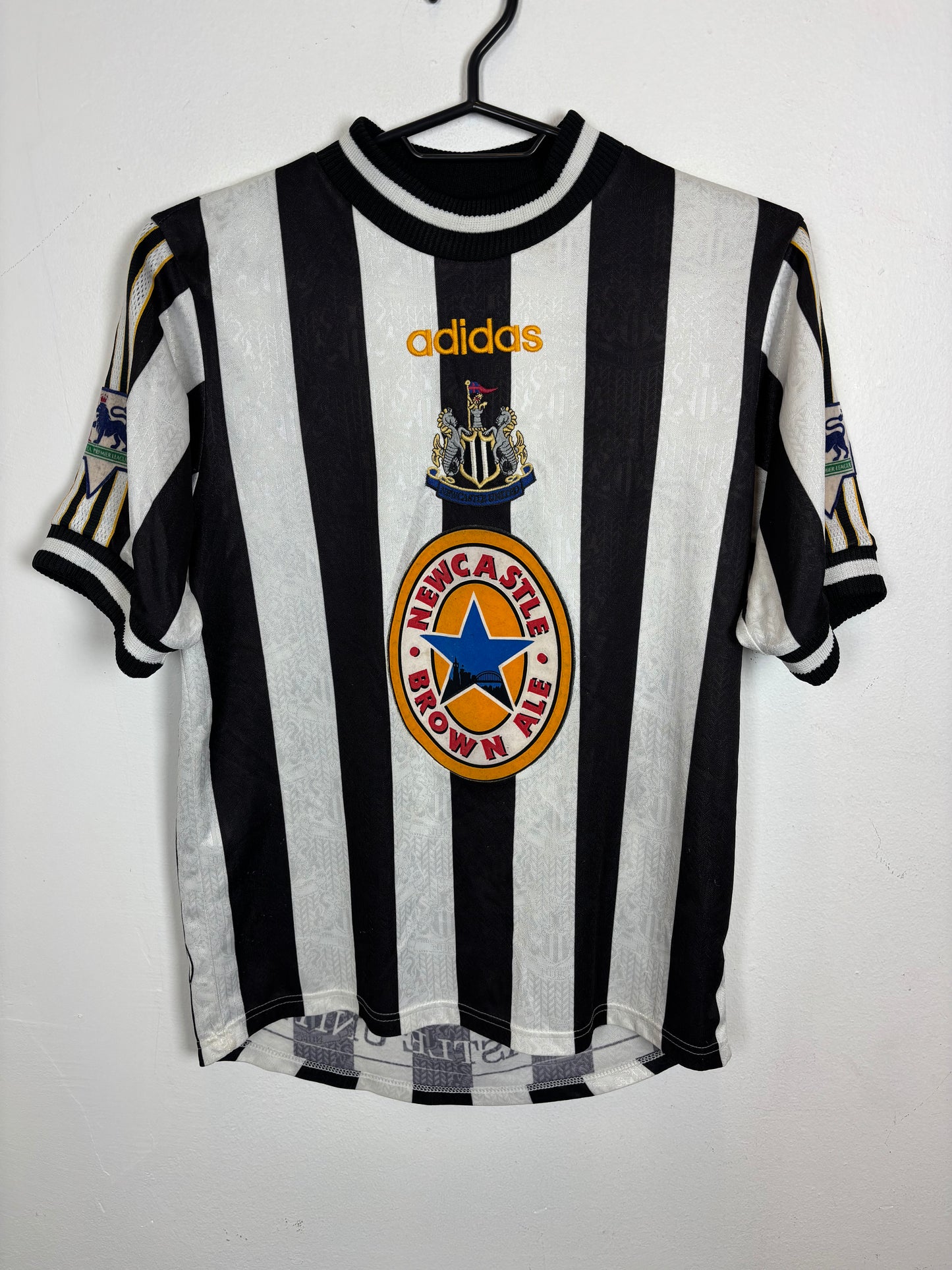 Newcastle United Home shirt 98/99