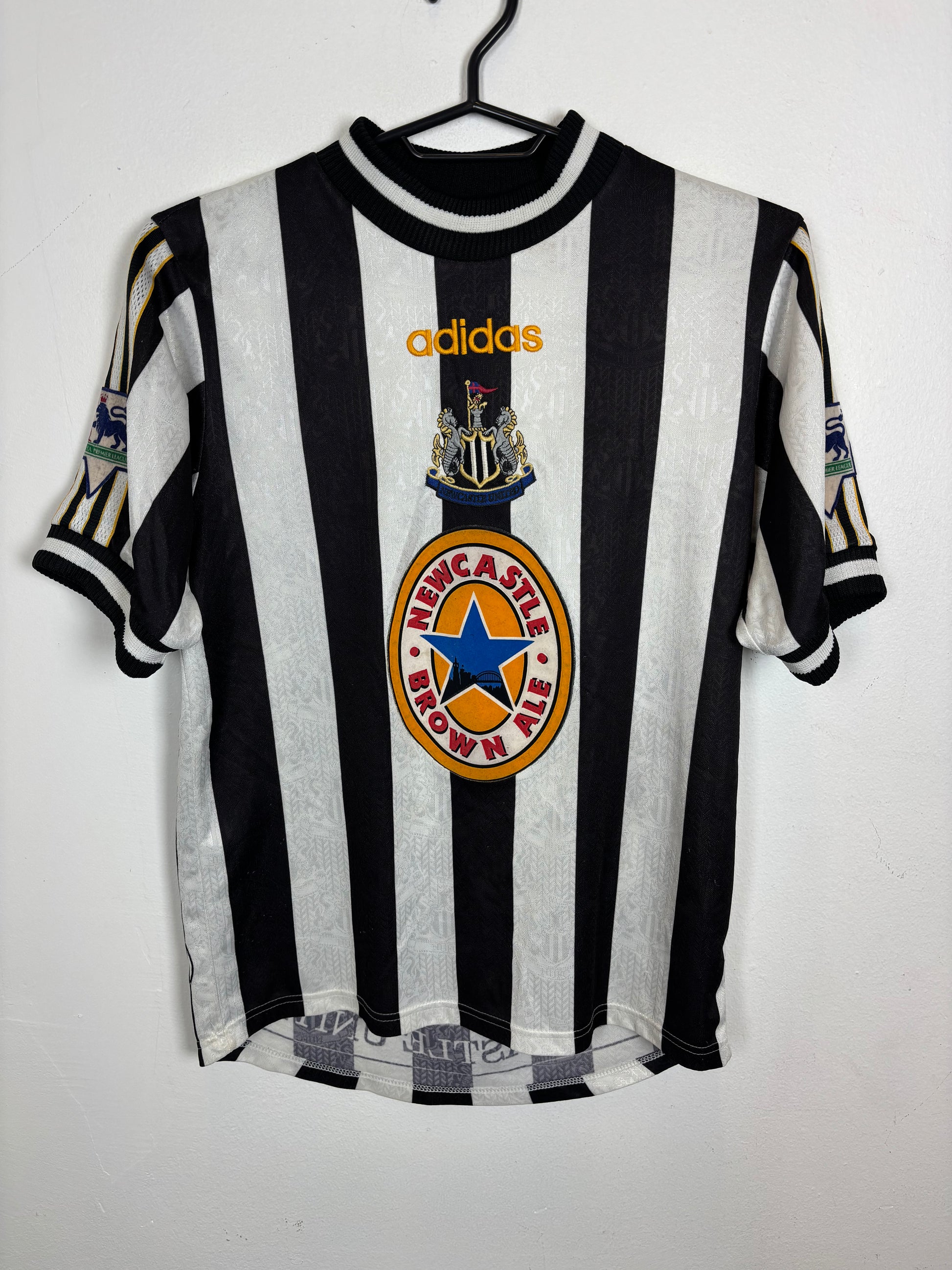 Newcastle United Home shirt 98/99