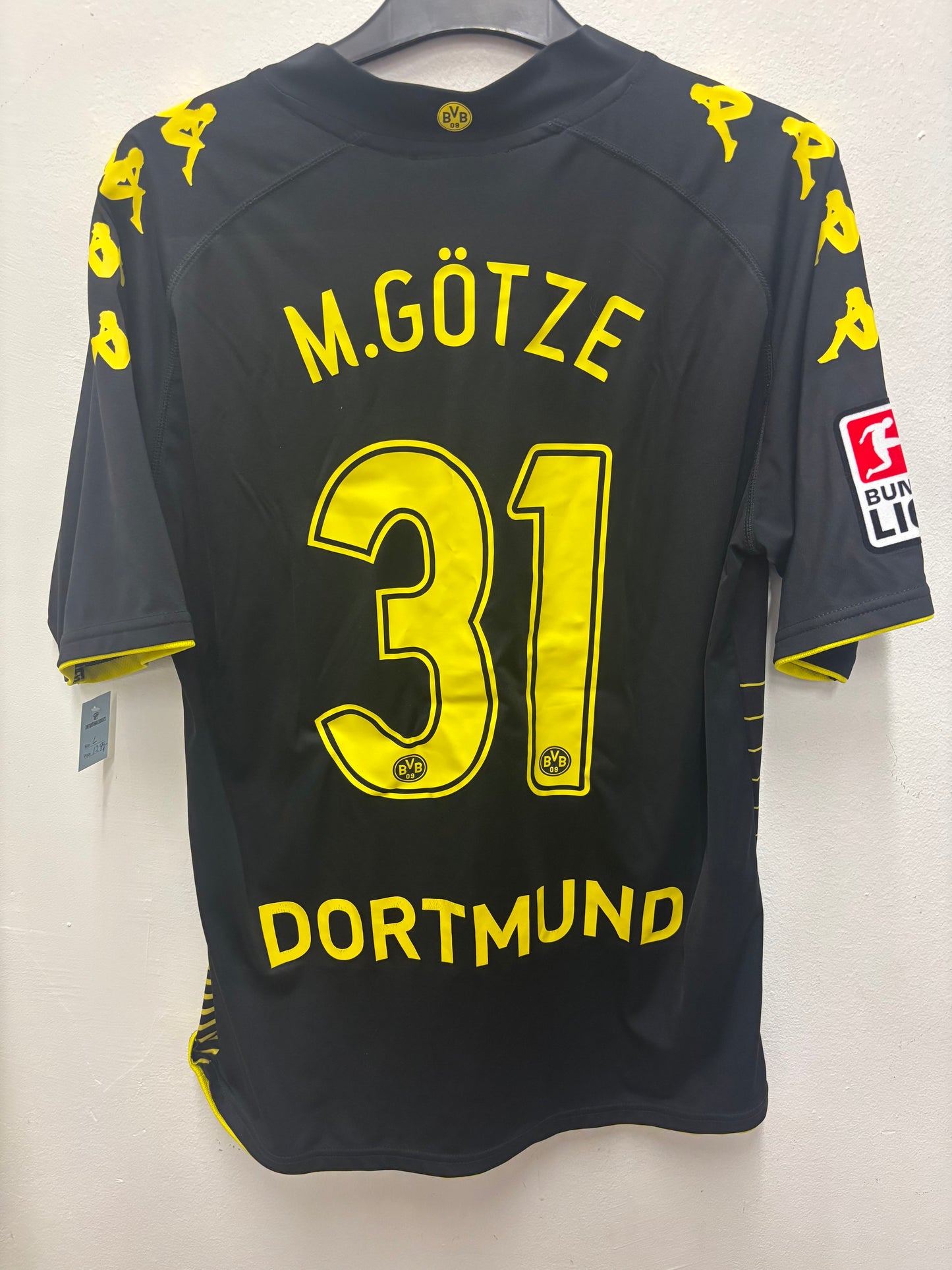 Borussia Dortmund Away 09/10 M.Götze 31