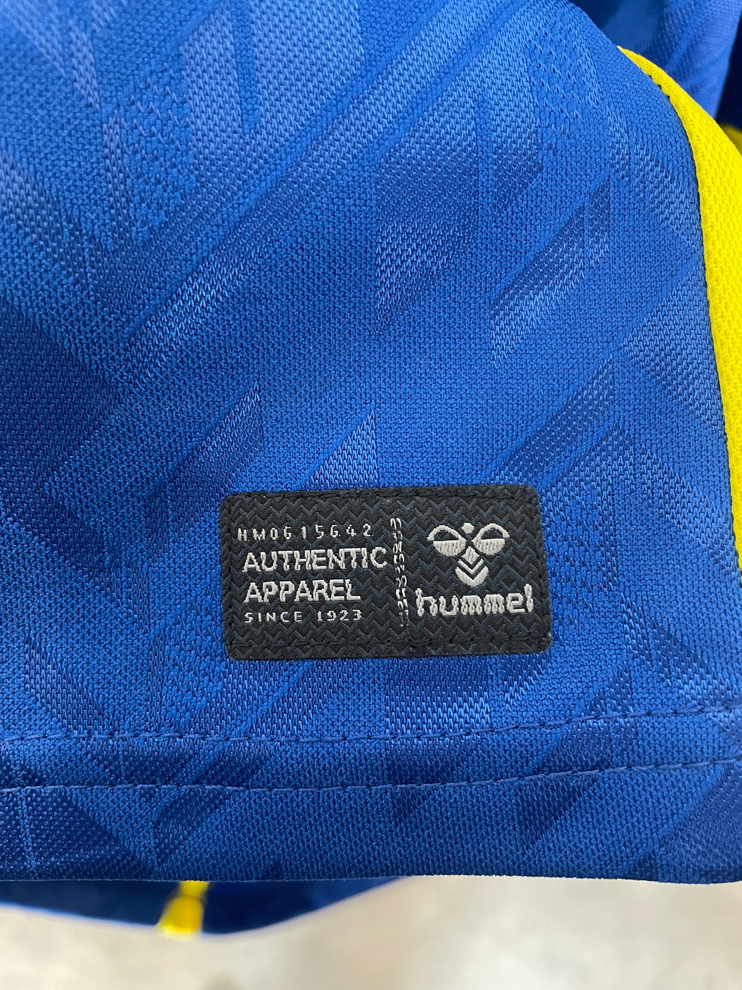 UD Las Palmas Away 24/25 McBurnie 16