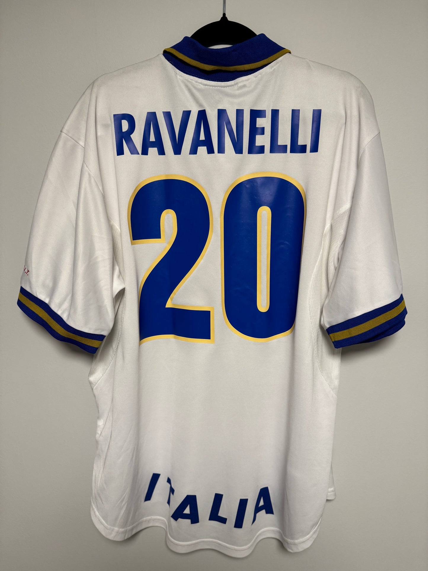 Italy Away 1996 Ravanelli 20