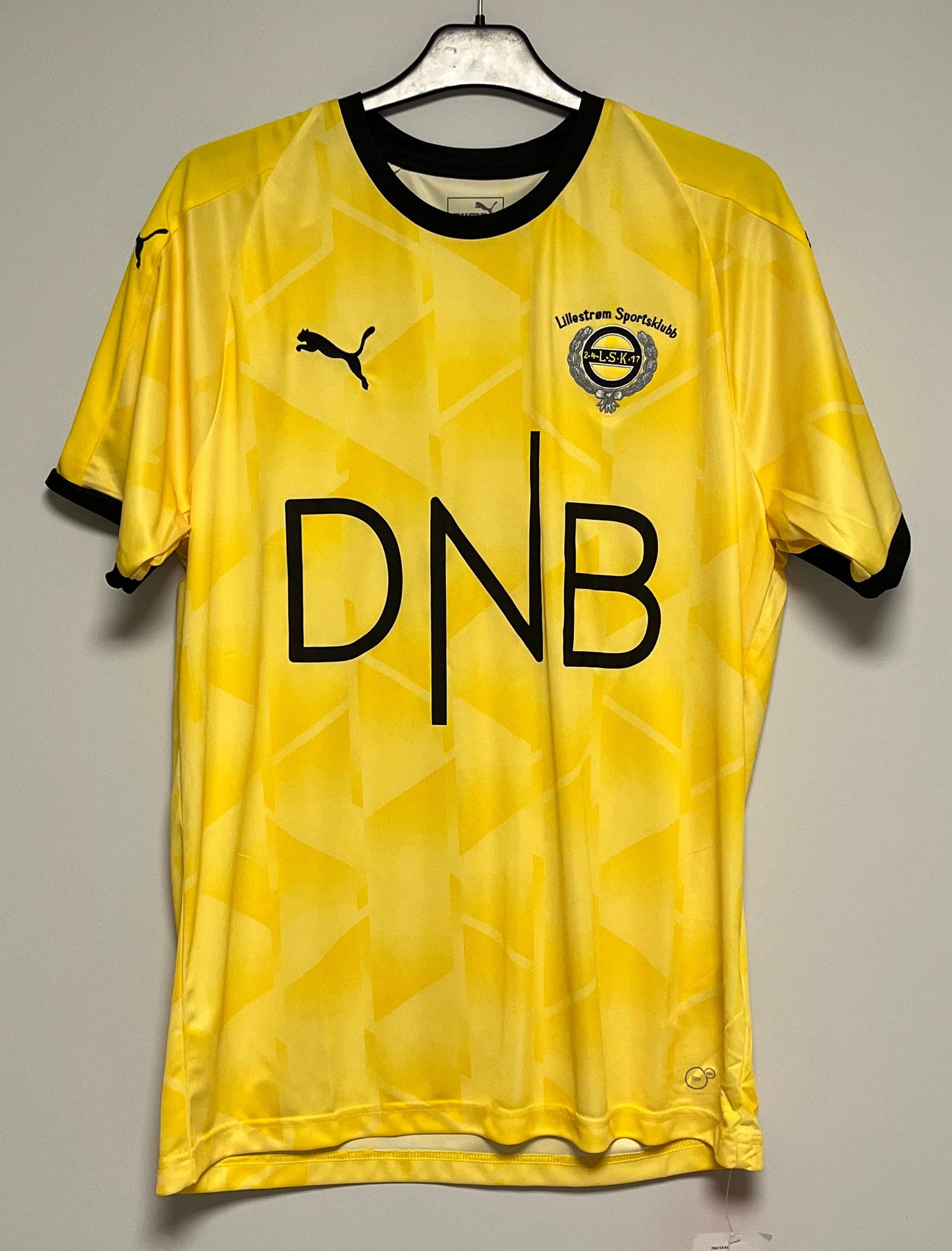 Lillestrøm Home 21/22
