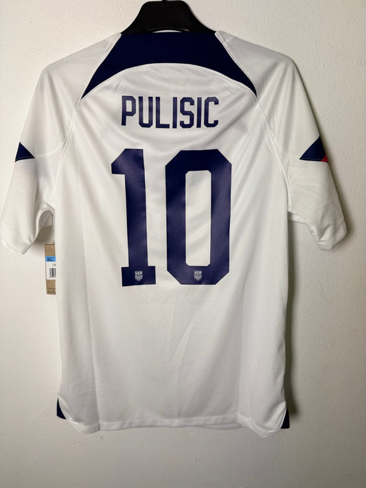 Back of USA 2022 home shirt with Pulisic 10 nameset