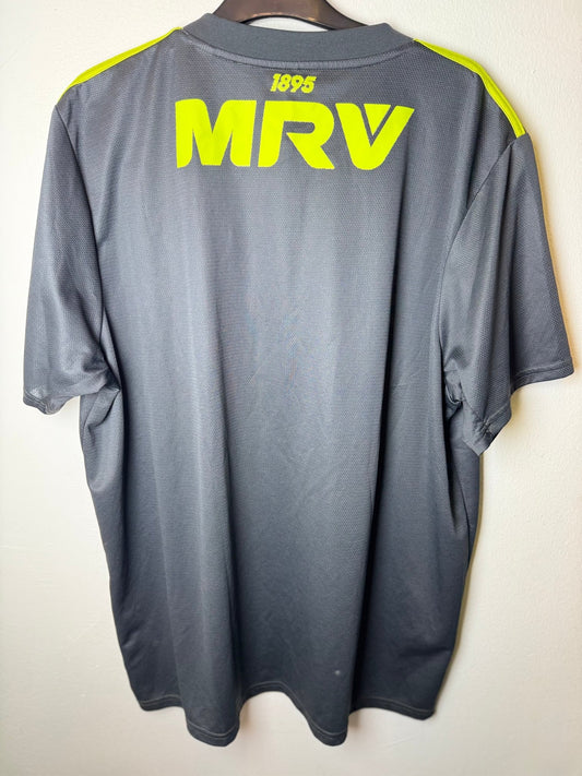 Back of the grey Flamengo 2019/20 third shirt | Baksiden av Flamengo-drakten