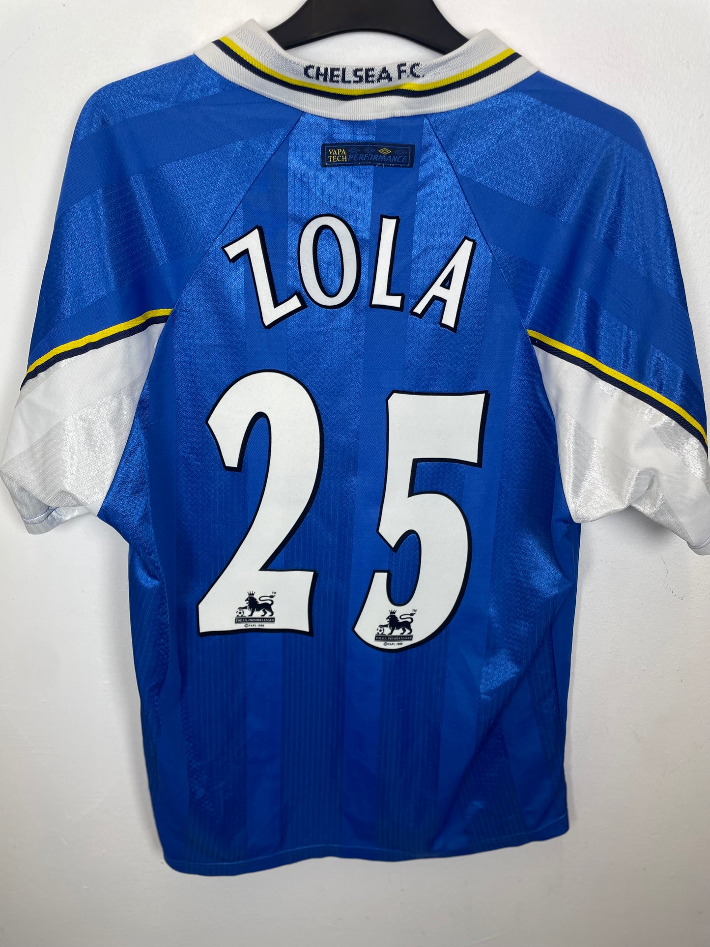 Chelsea Home 97/99 Zola 25