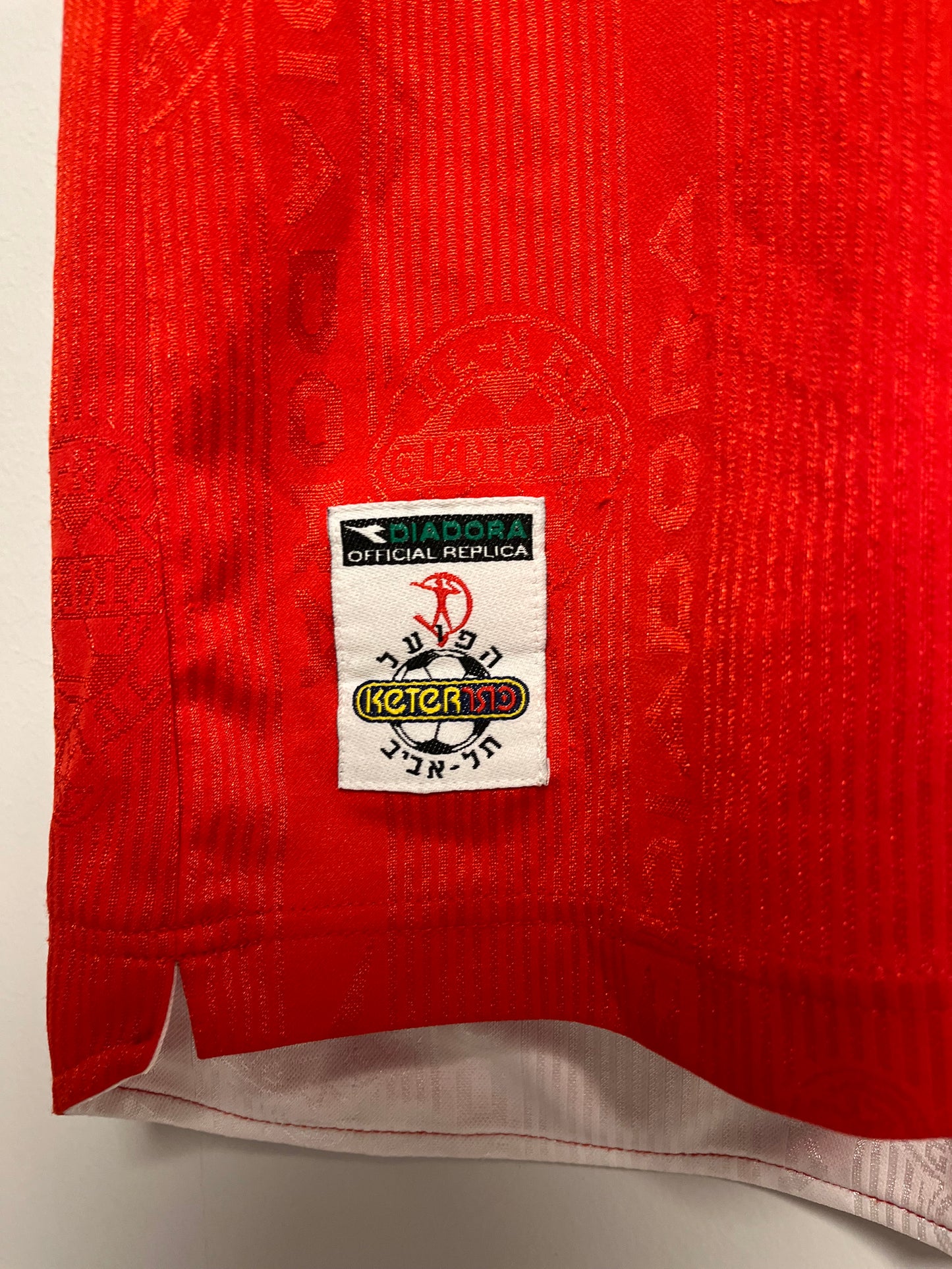 Hapoel Tel Aviv home 00/01 kids