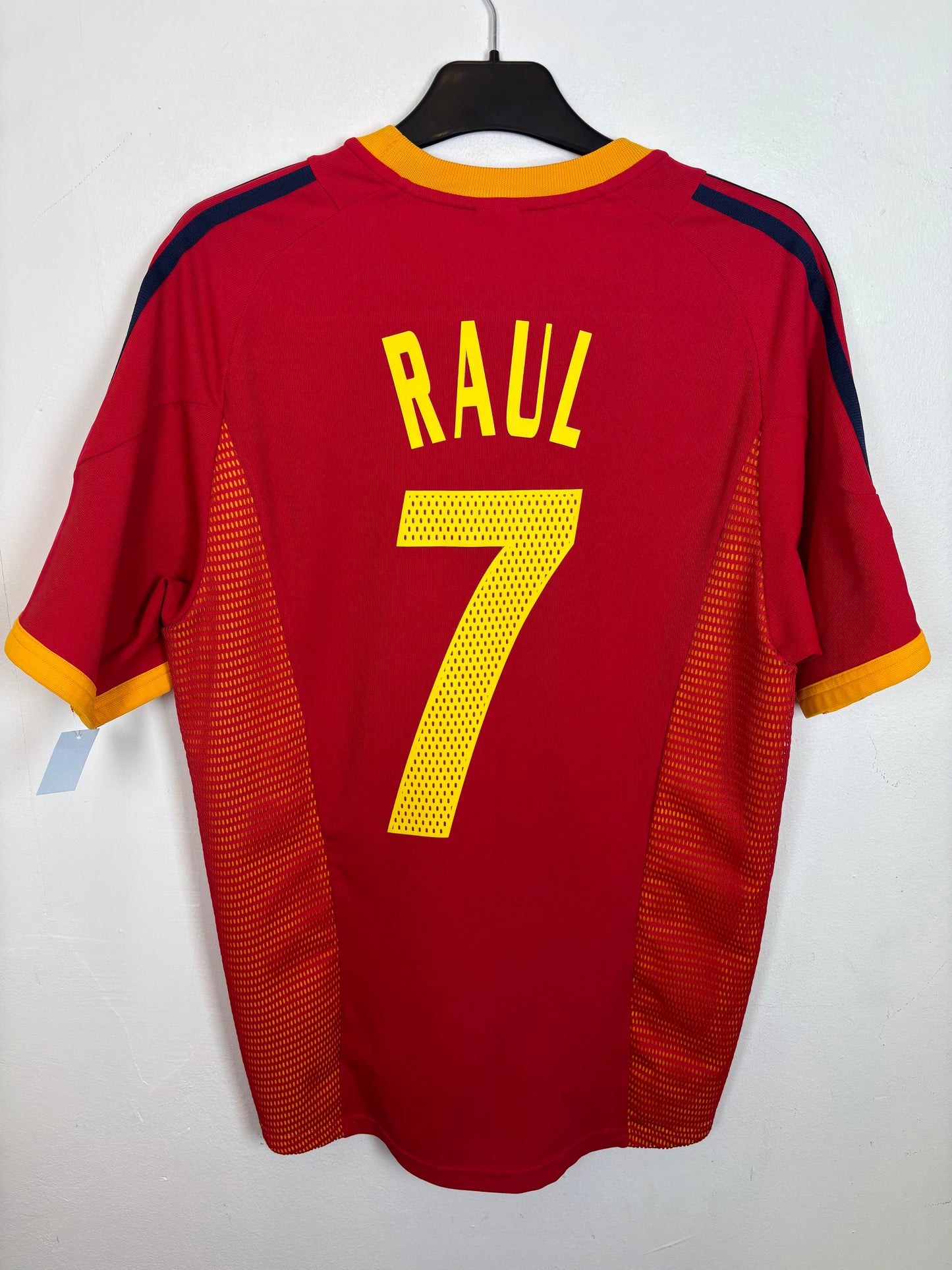 Back view of Adidas Spain home shirt 2002 showing Raul name and number 7