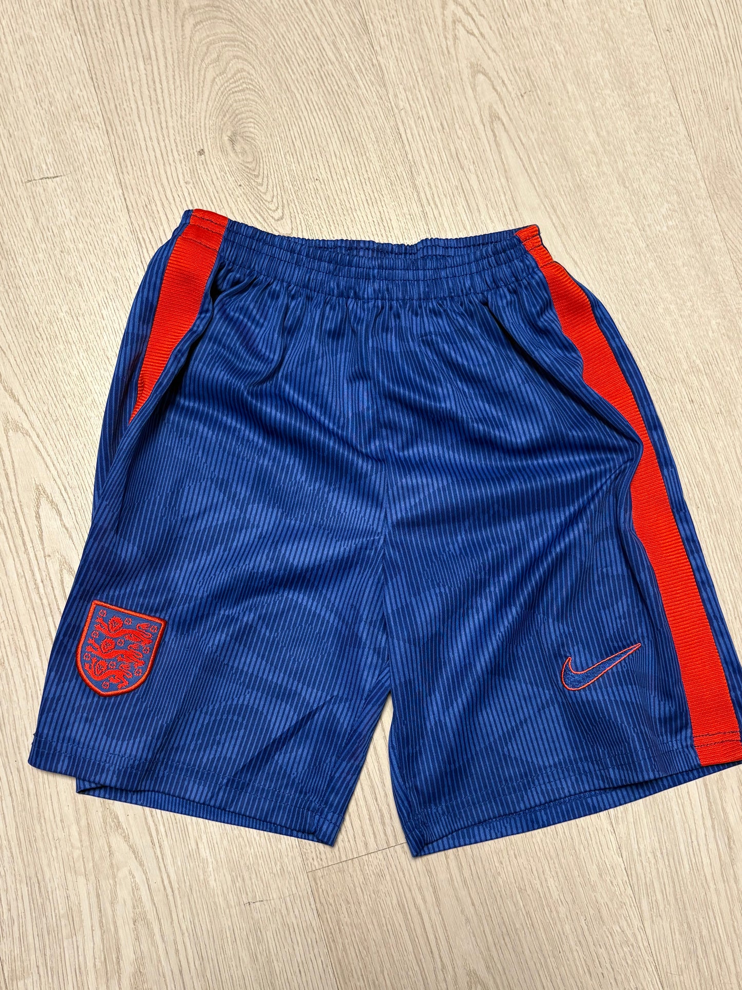 Nike England Training 22/23 Inc. Original Shorts - 9/10