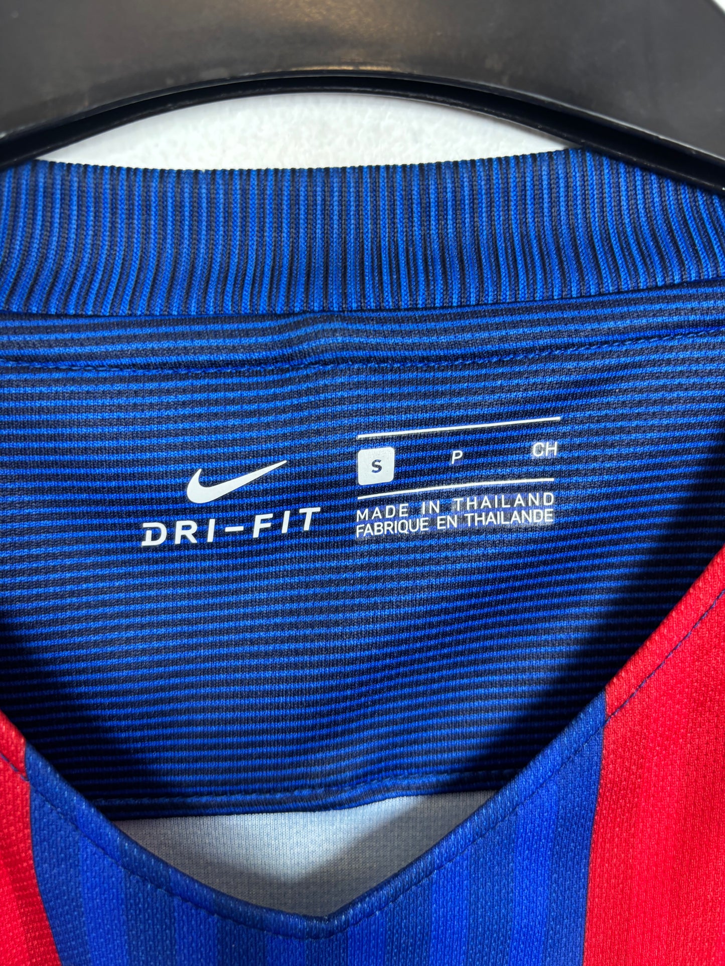 Barcelona Home 16/17 Iniesta 8 - 9/10